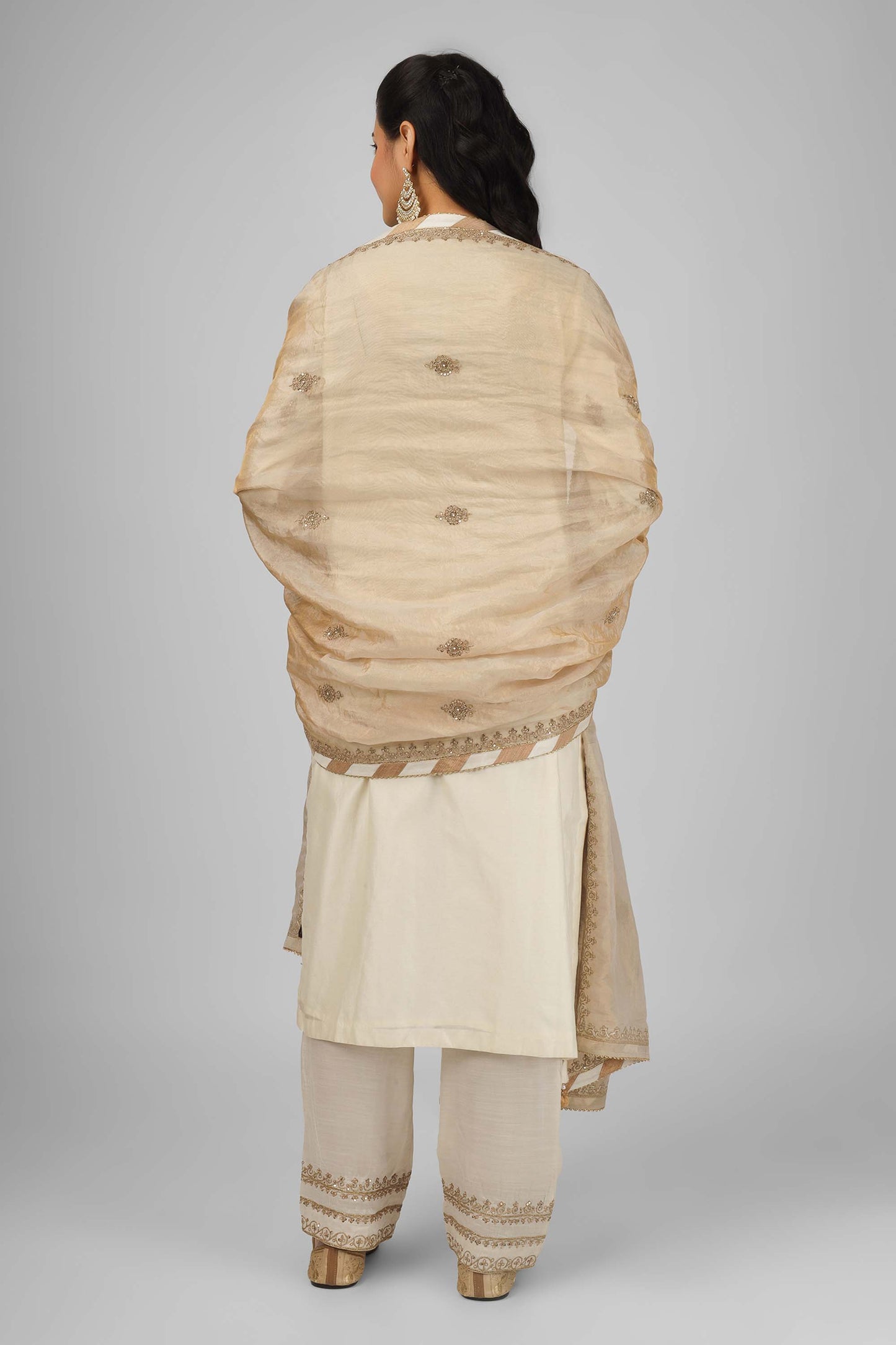 Mughal Off white Chanderi Machine Embroidered Casual Kurta