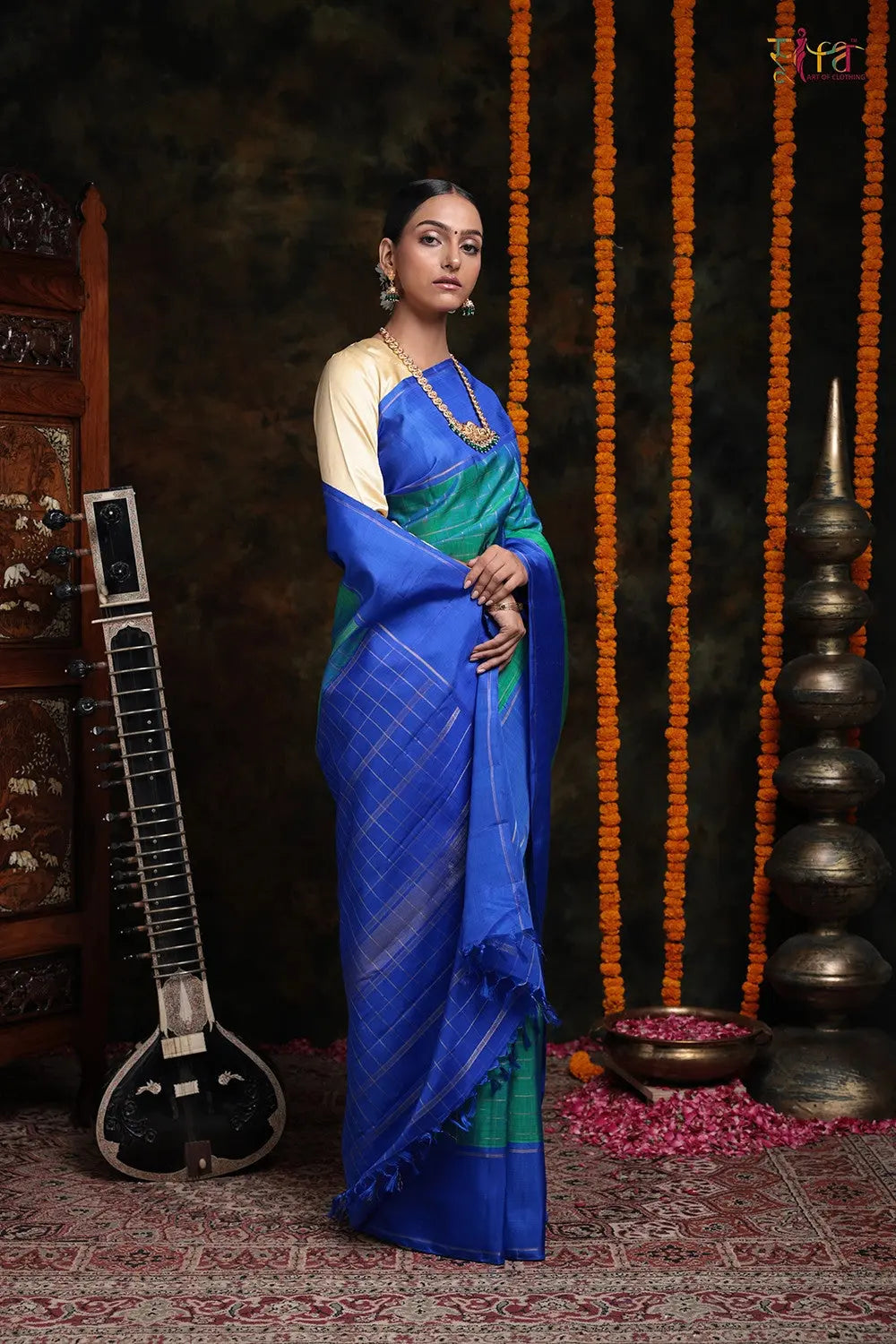 Handloom Duo Tone Green Pure Silk Kanjeevaram With Zari Check Body And Blue Border