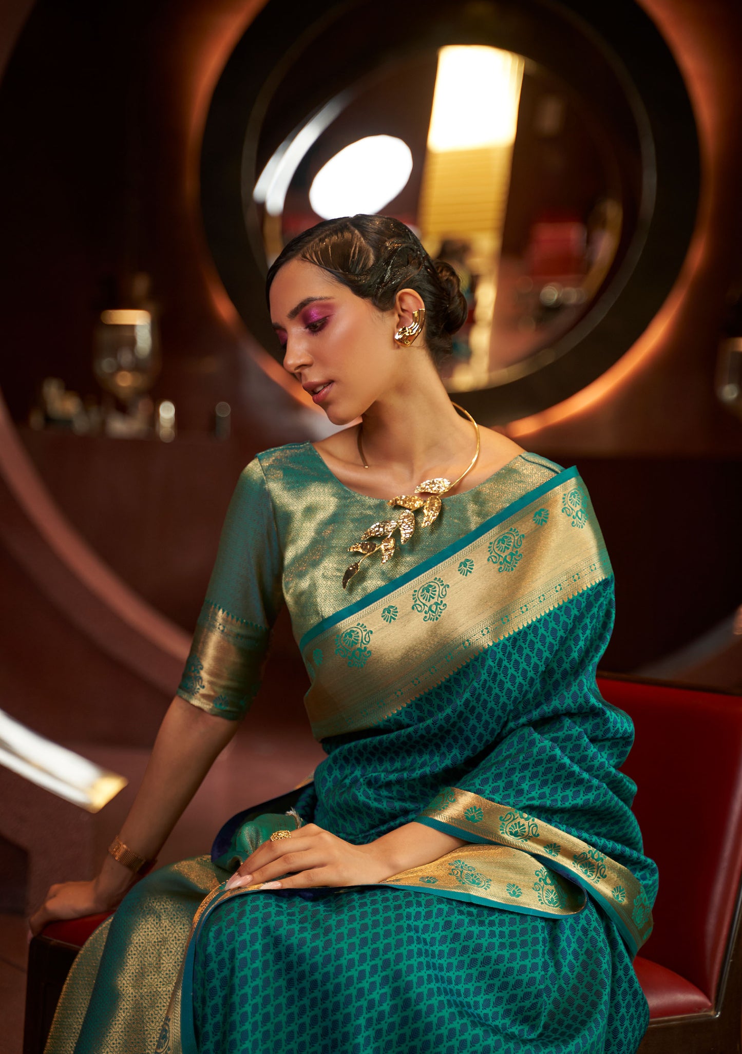 Teal Green Kurveen Silk Self Contrast Handloom Saree