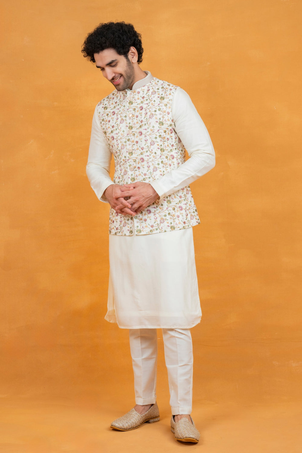 Off-White silk koti set with golden thread embroidery