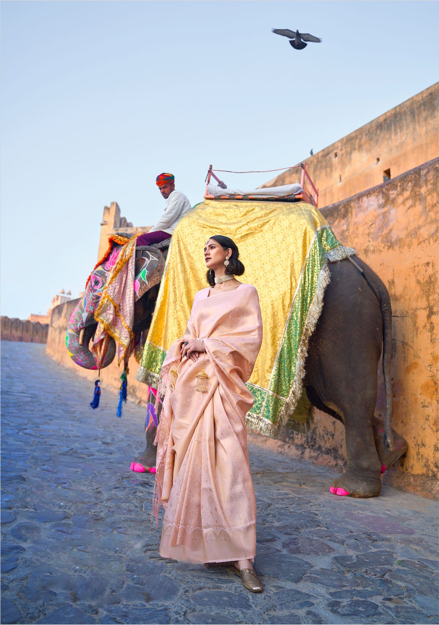 Cream Kumbhi Silk - Grande  Handloom Saree