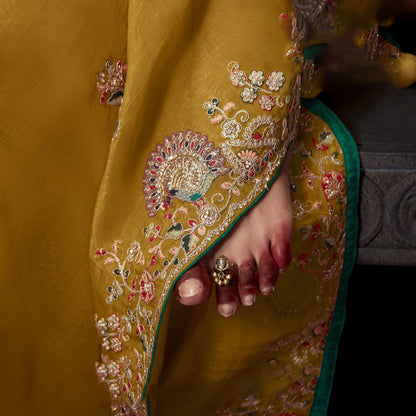Yellow Sequins Festive Naveli Saree
