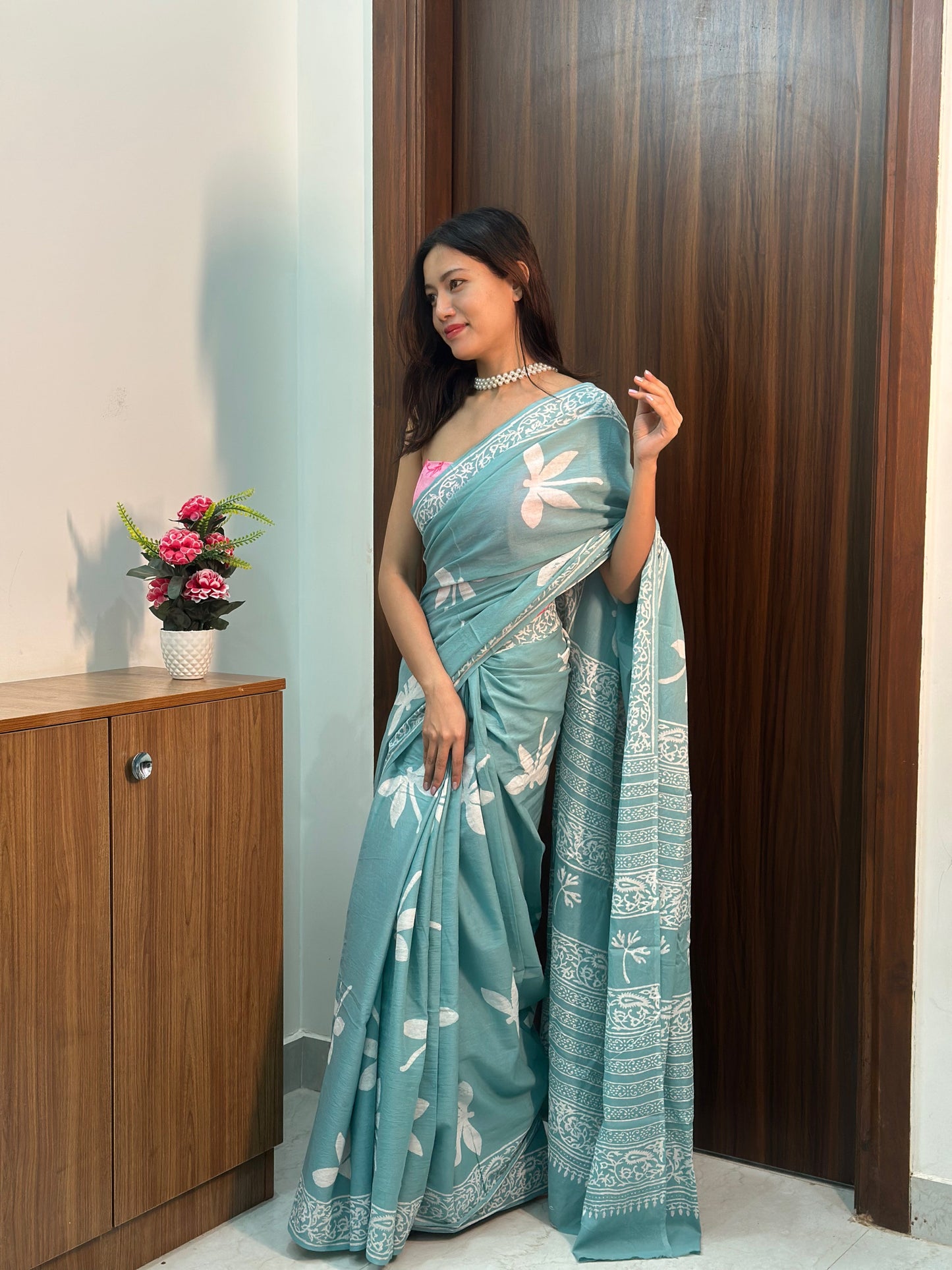 Handcrafted Mulmul Cotton Saree In Mint Green With Dragonfly Motifs