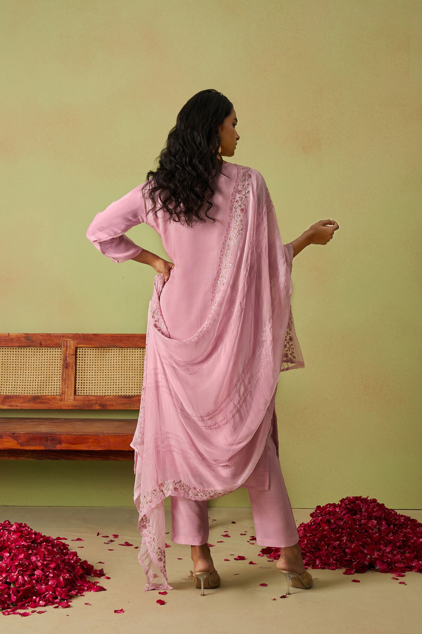 Pink Organza Thread Embroidered Festive Kurta Set