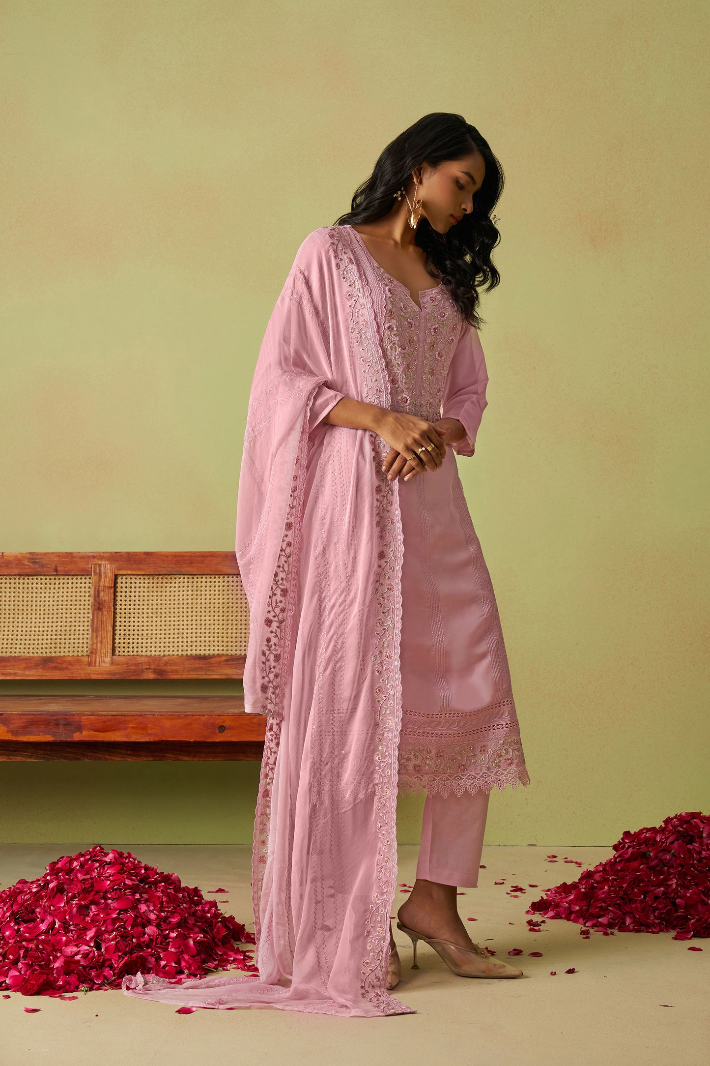 Pink Organza Thread Embroidered Festive Kurta Set