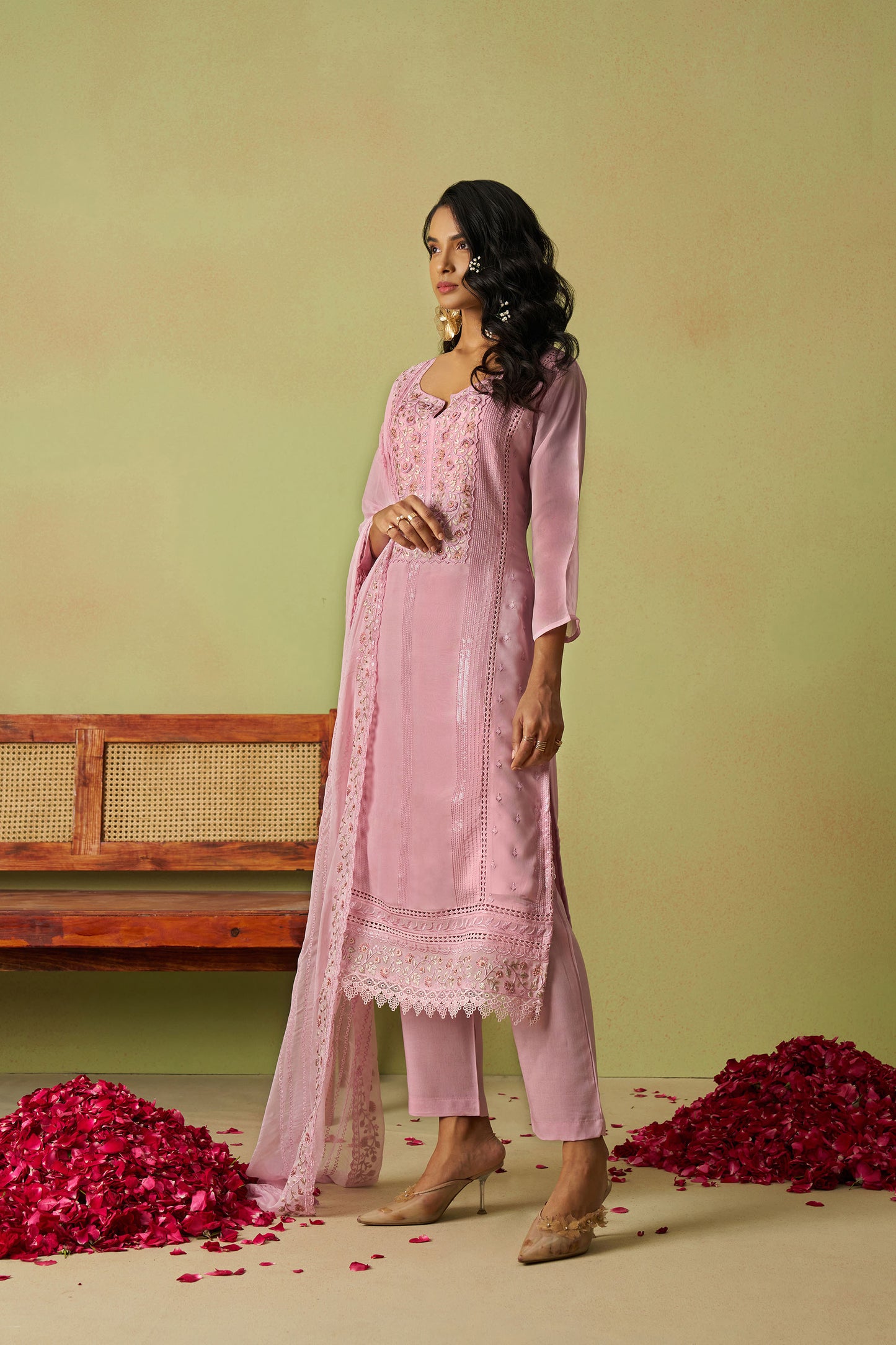 Pink Organza Thread Embroidered Festive Kurta Set