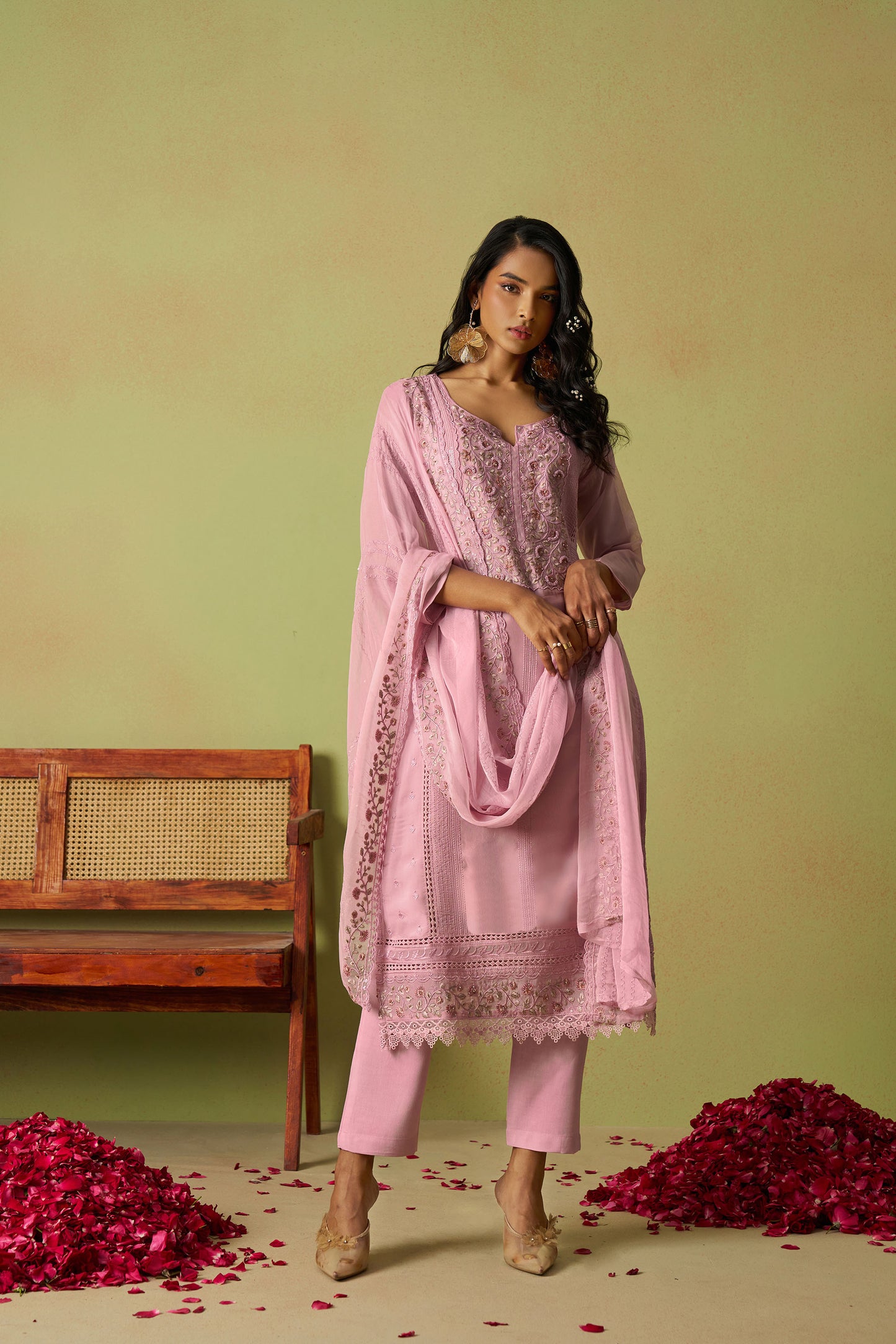Pink Organza Thread Embroidered Festive Kurta Set