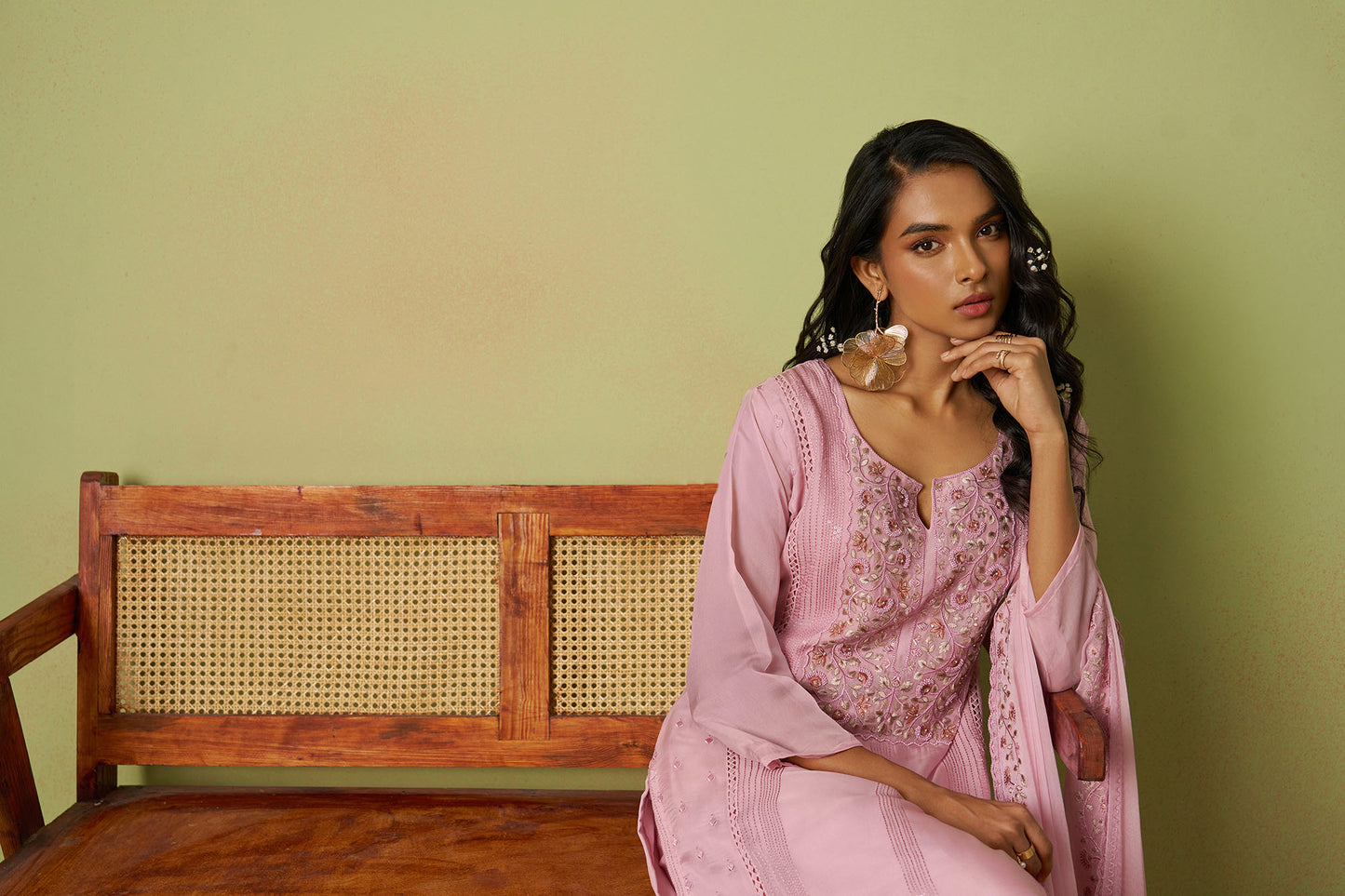 Pink Organza Thread Embroidered Festive Kurta Set