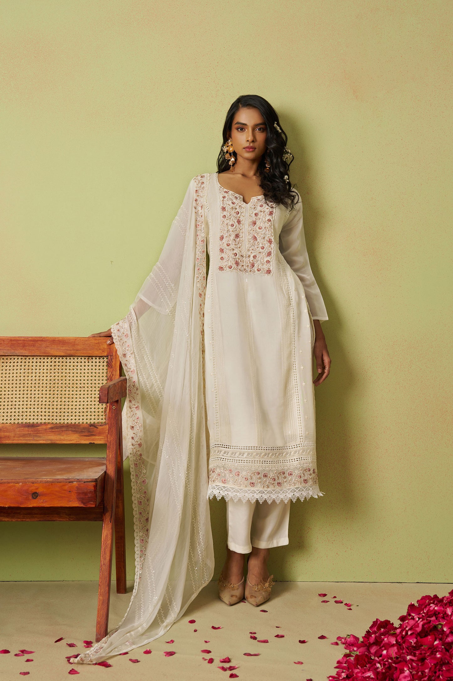 White Organza Thread Embroidered Festive Kurta Set