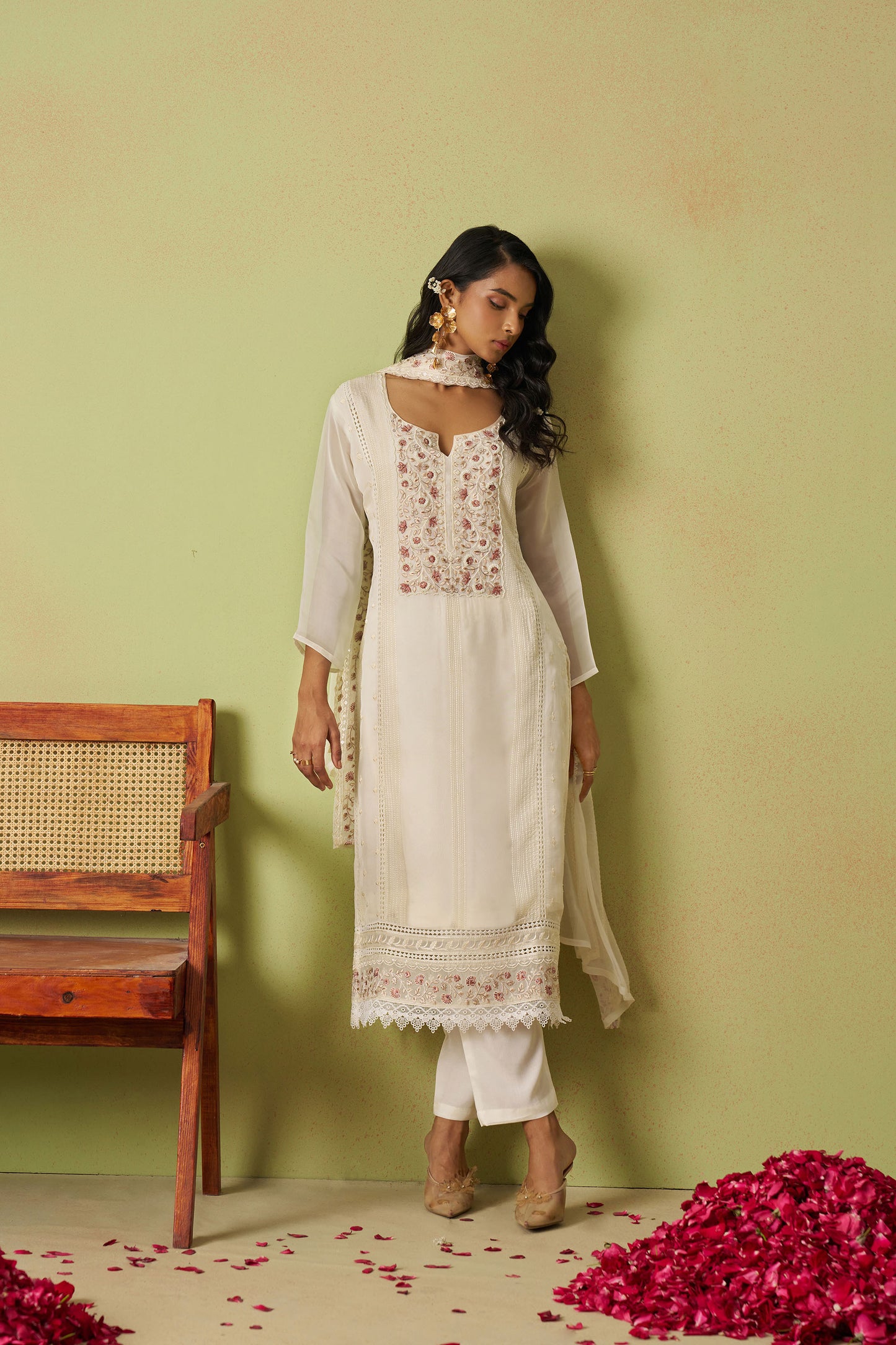 White Organza Thread Embroidered Festive Kurta Set