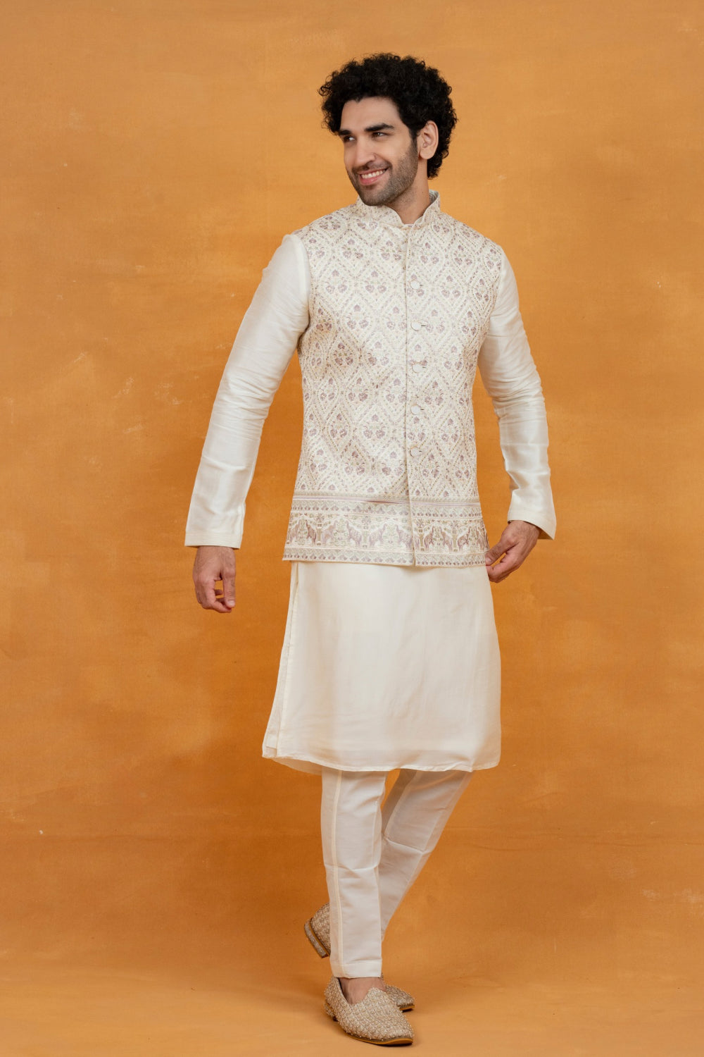 Cream silk koti set with pastel thread embroidery