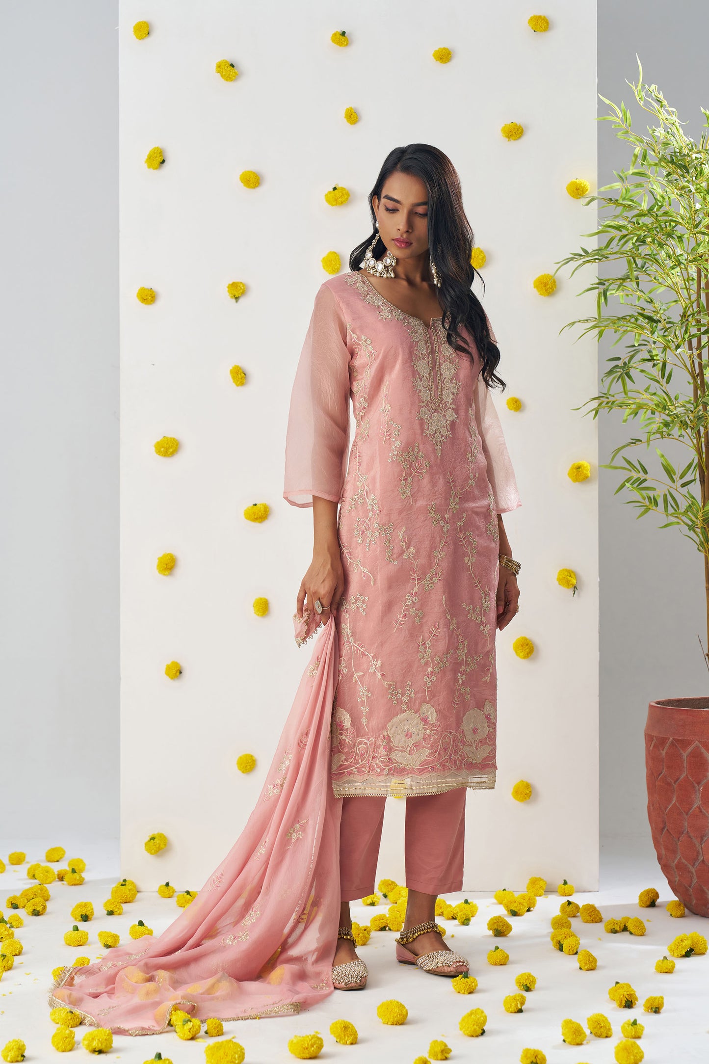 Pink Fancy Crush Sequins & Thread Embroidered Kurta Set