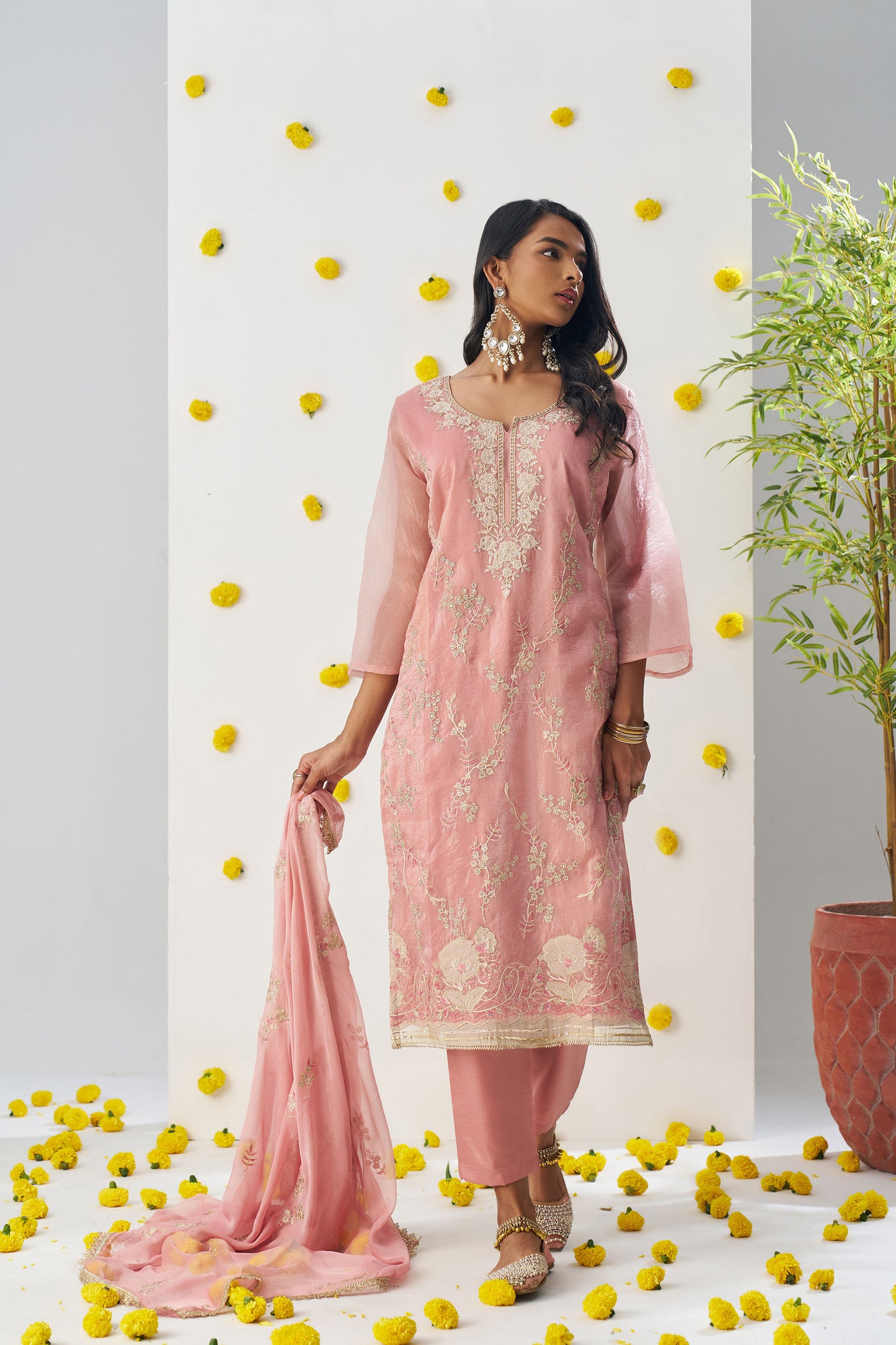 Pink Fancy Crush Sequins & Thread Embroidered Kurta Set
