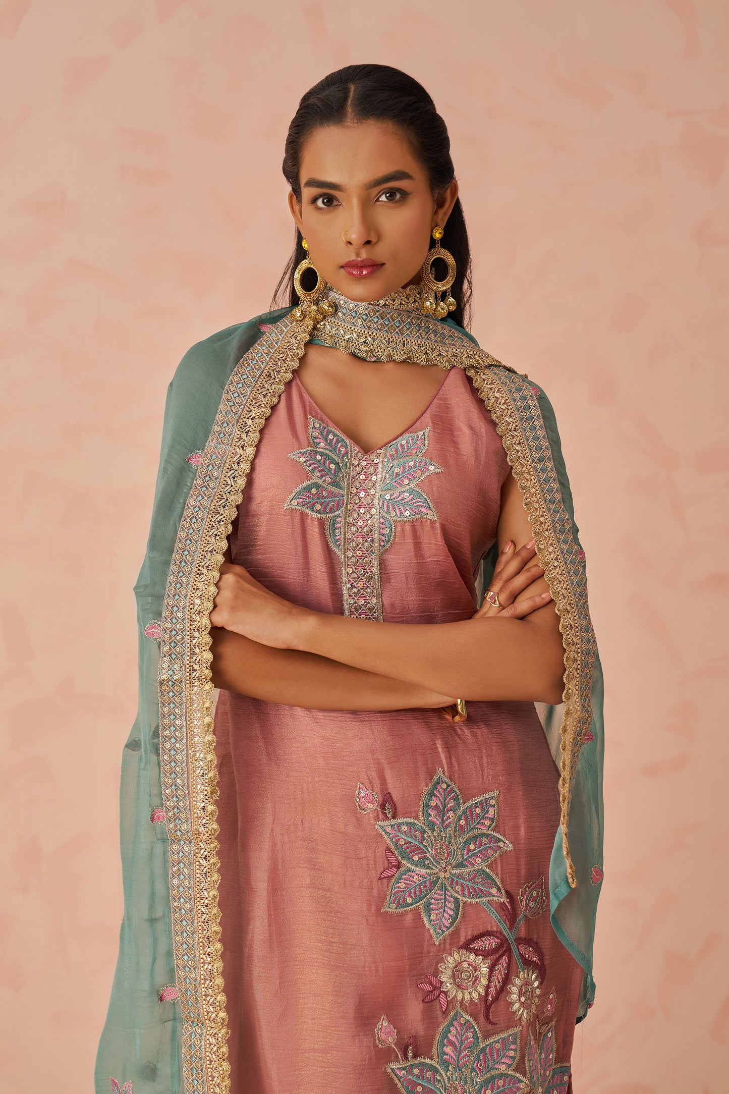 Dusty Pink Georgette Floral Embroidered Festive Kurta Set