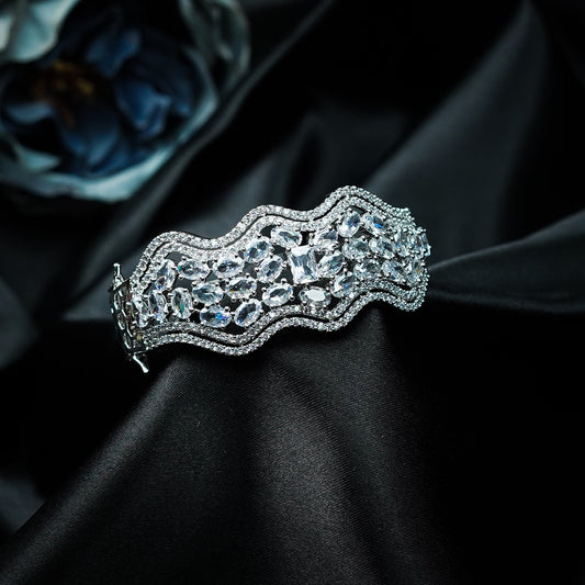 Aaravi Royale Thick Diamond Bracelet