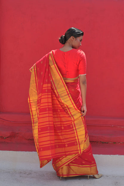 kanta I Red Handloom Cotton Saree with Jamdani Motifs