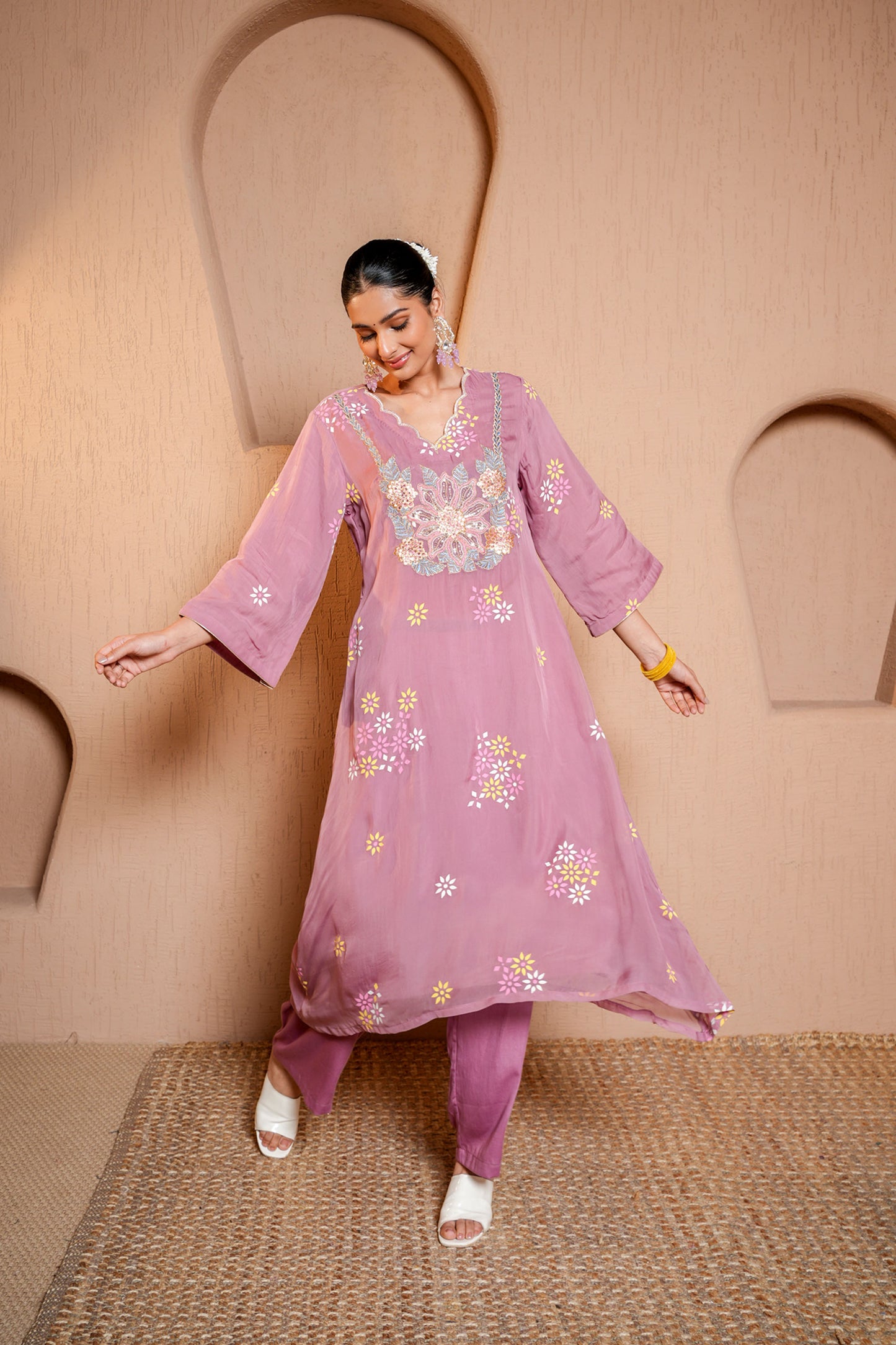 Dusty Pink Organza Thread Work Embroidery A-line Kurta-plazo Set