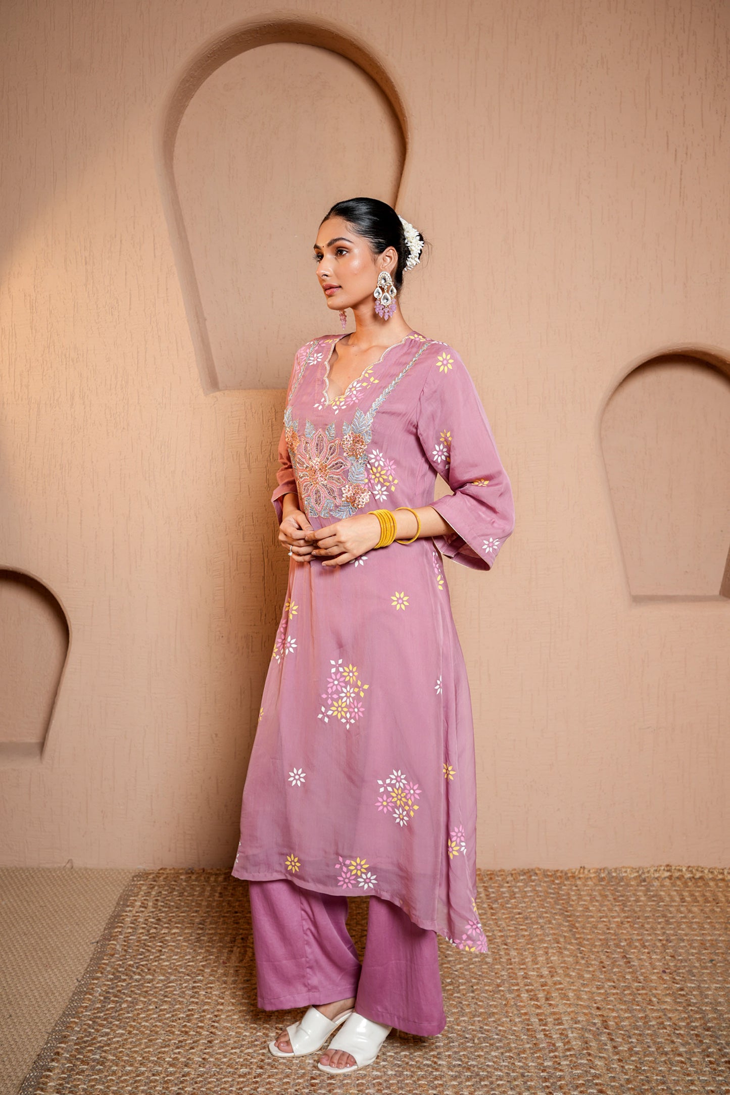 Dusty Pink Organza Thread Work Embroidery A-line Kurta-plazo Set