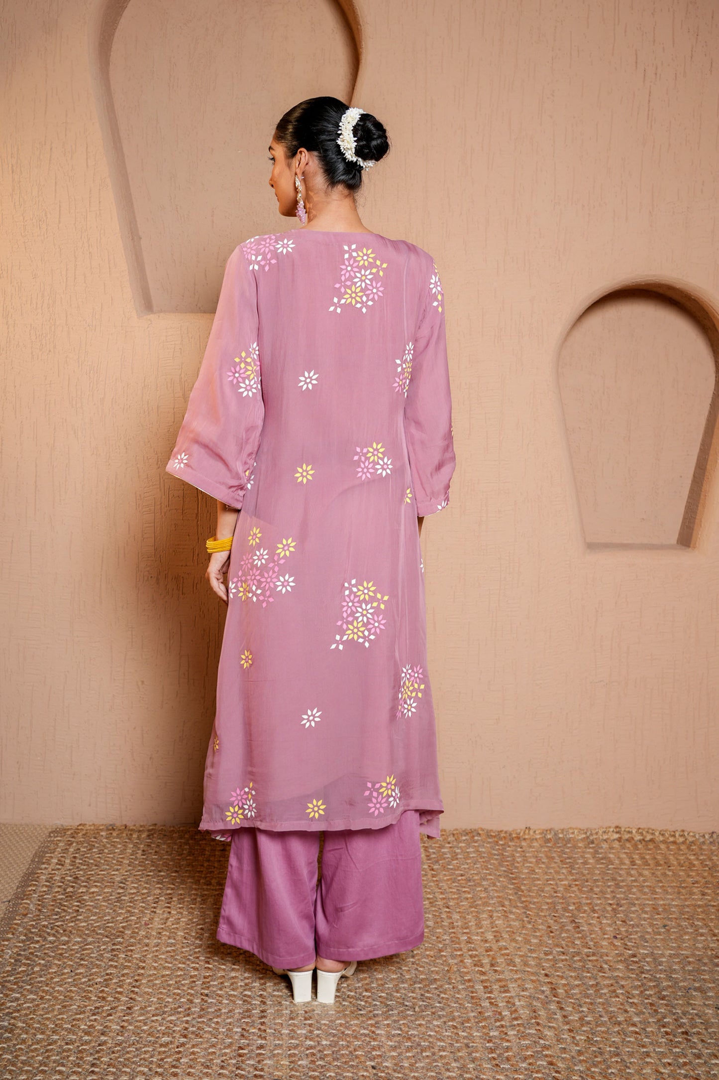 Dusty Pink Organza Thread Work Embroidery A-line Kurta-plazo Set
