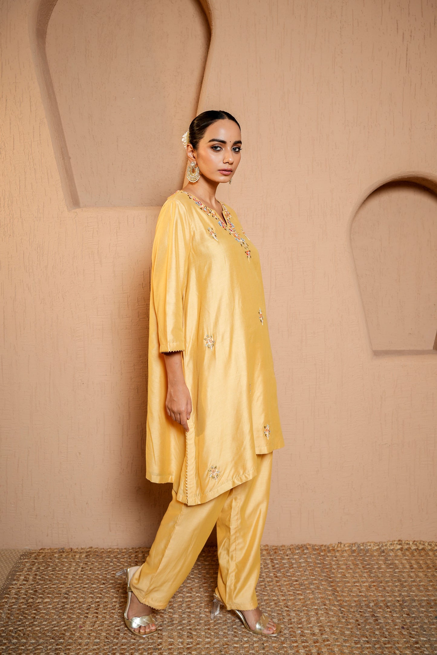 Beige Chanderi Booti Hand Work Embroidery Kurta Set