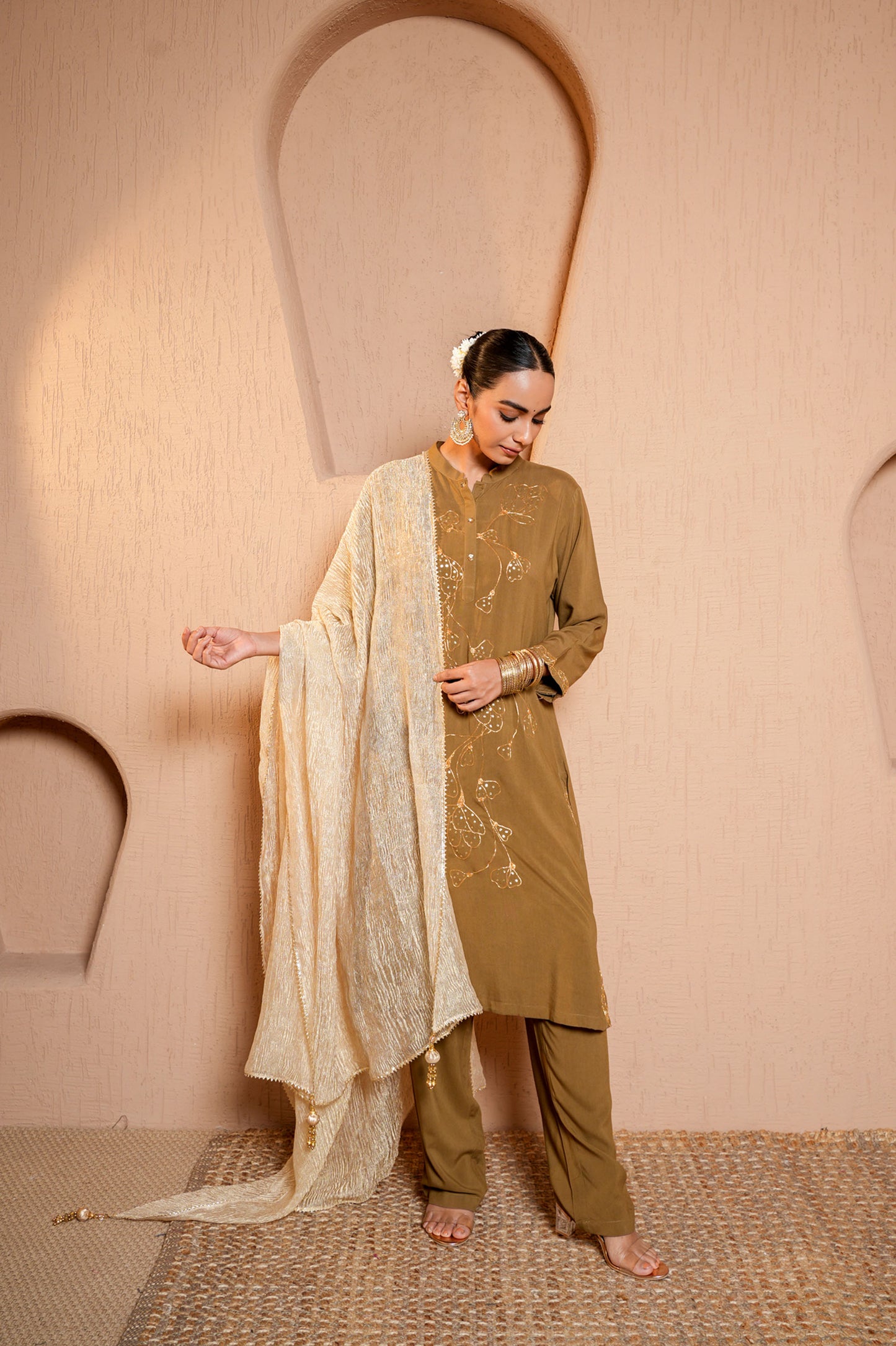 Mehendi Green Rayon Golden Dori Machine Embroidery Kurta Set