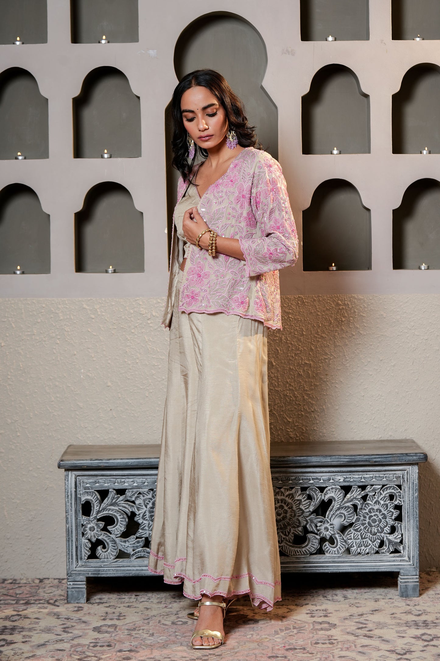 Pink & Grey Chanderi Sequins& Cut Dana Work Embroidery Suit Set