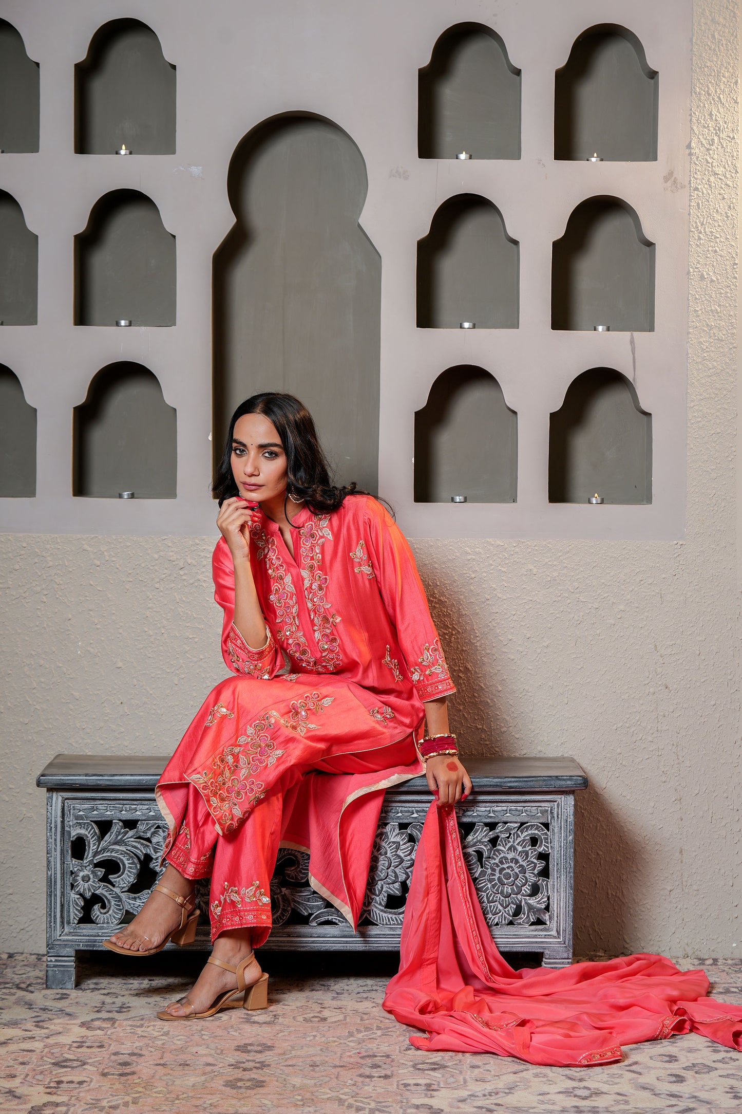 Red Chanderi Kurta Set With Pearl & Hand Work Embroidery