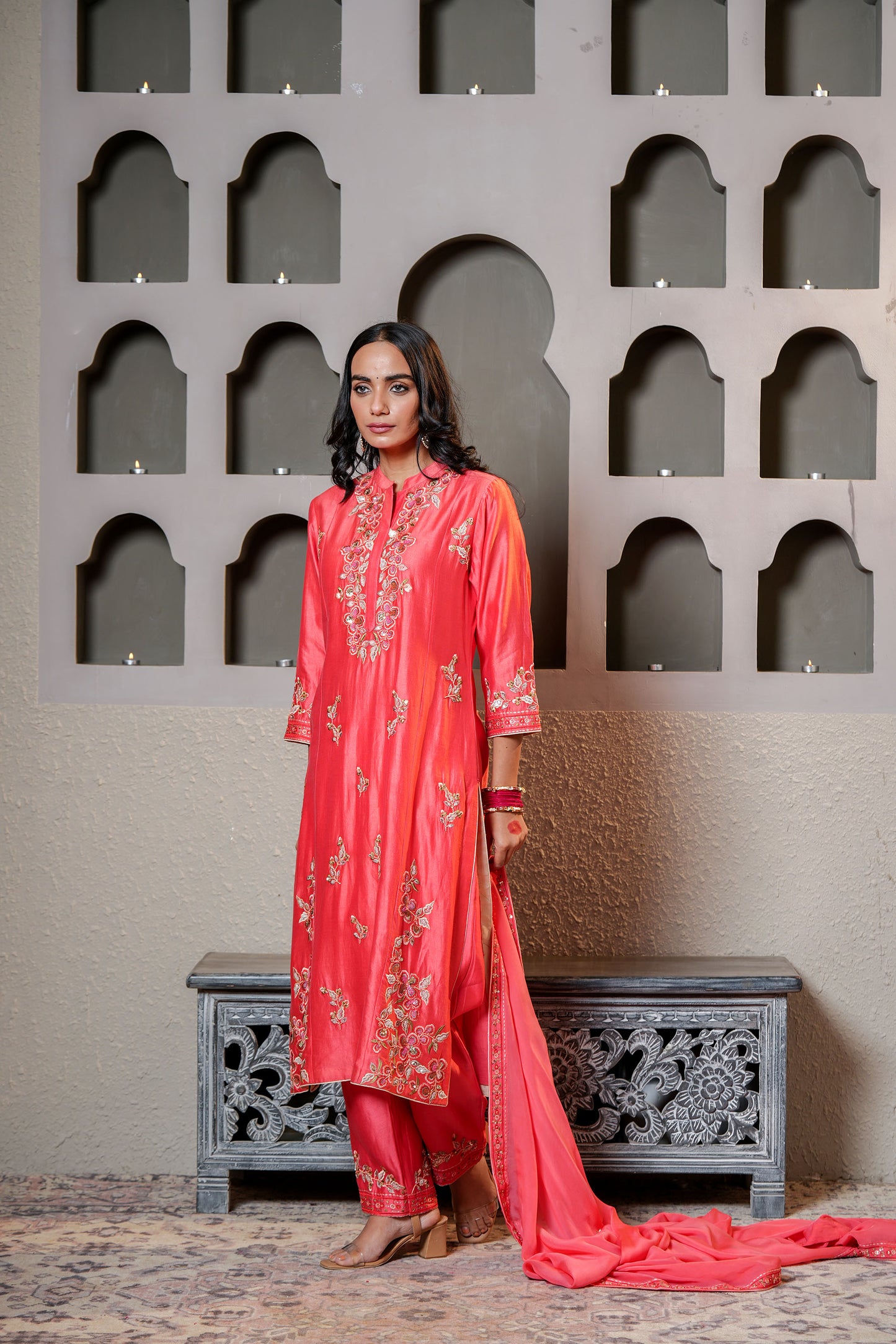 Red Chanderi Kurta Set With Pearl & Hand Work Embroidery