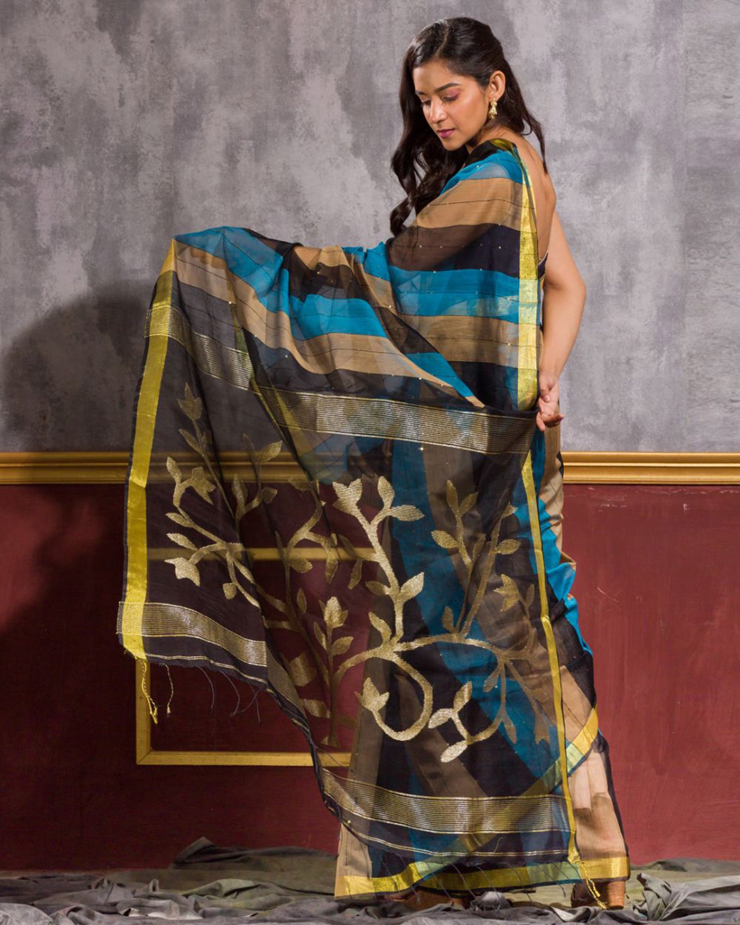 Multicolor Blended Cotton Sequins Jamdani Saree