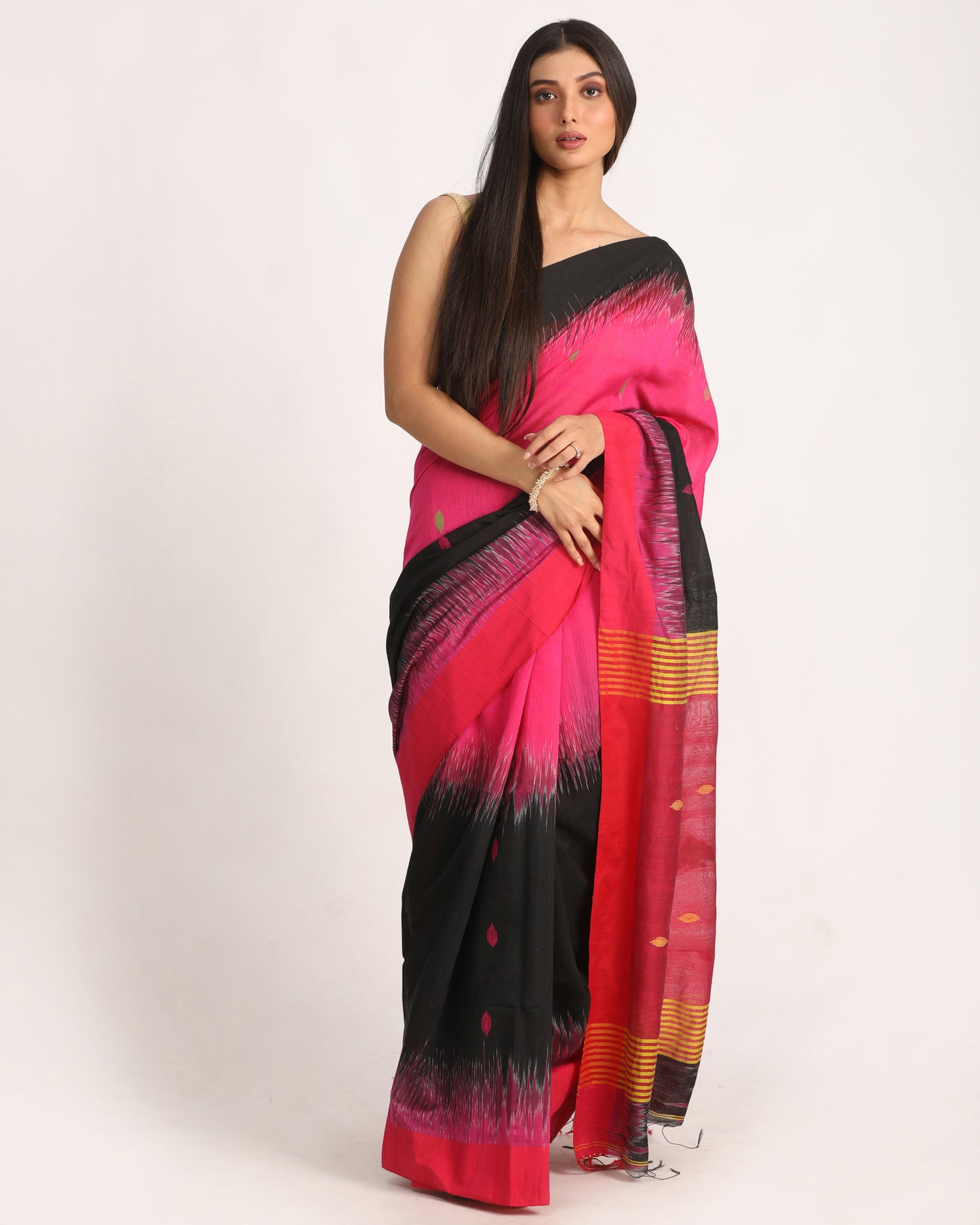 Fuchsia Black Cotton Blend Handloom Tie Dye Jamdani Saree