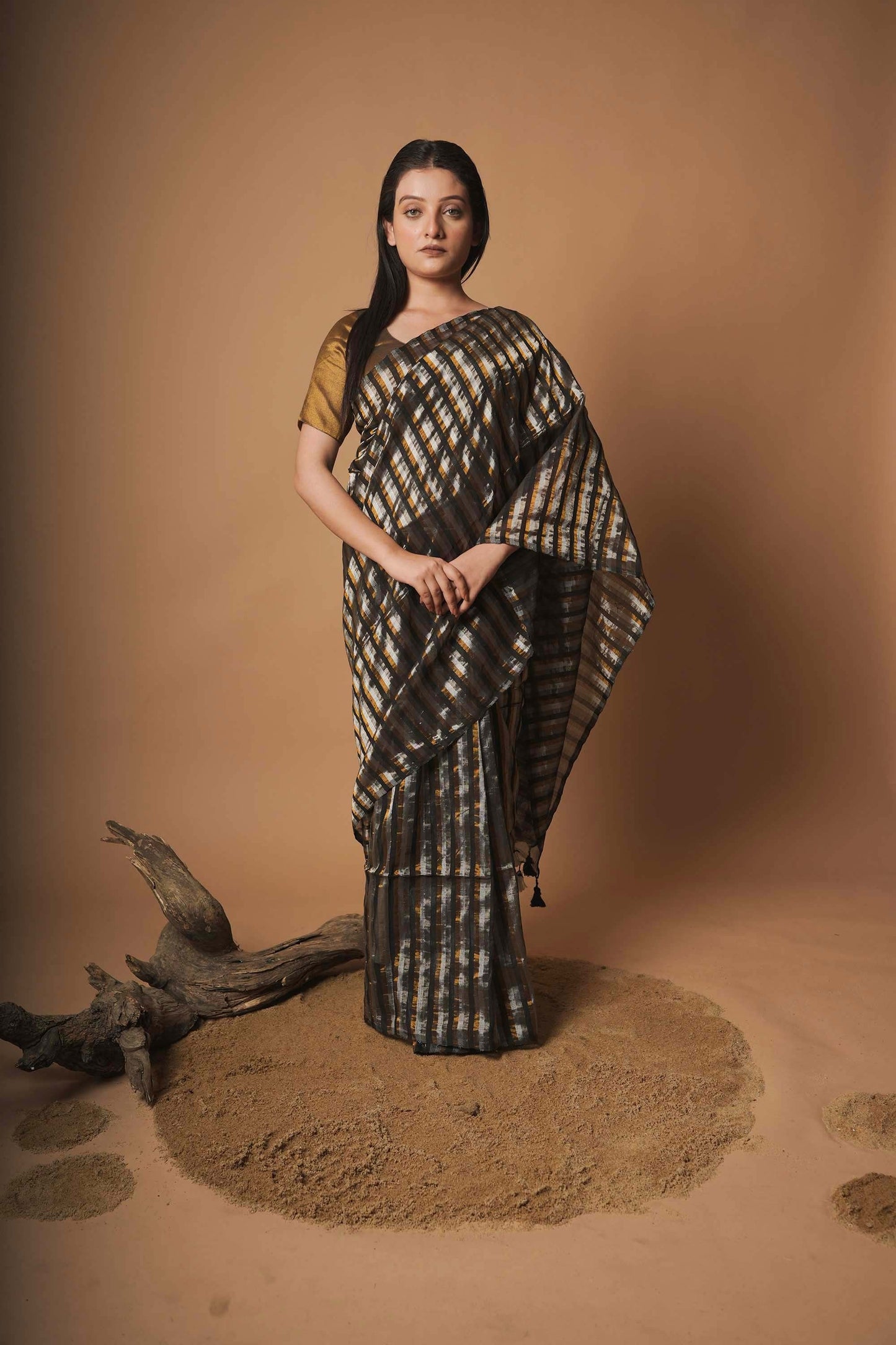 Aashna | Black Handloom Cotton Saree