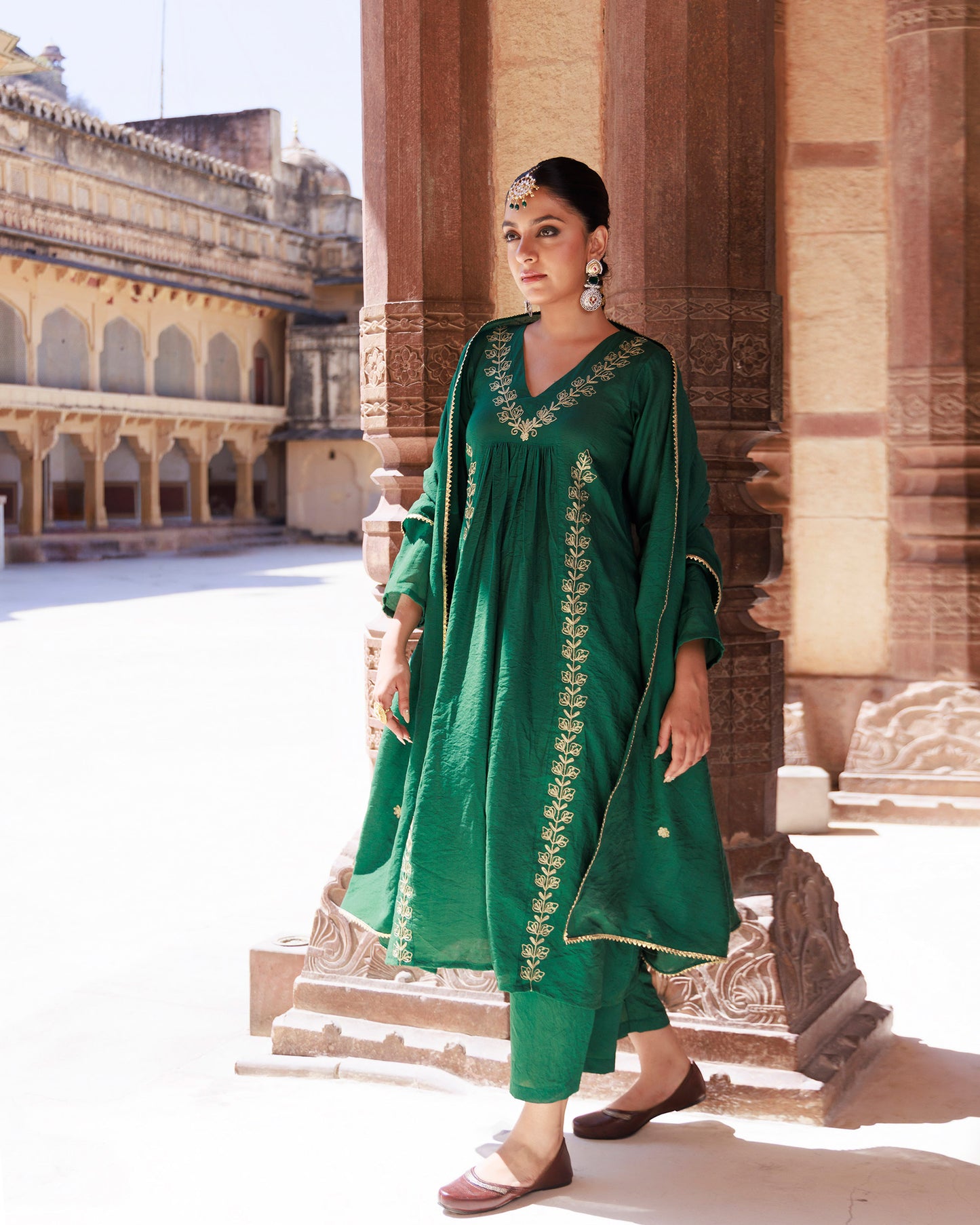 Green Aari Embroidery Chanderi Kurta & Dupatta Set