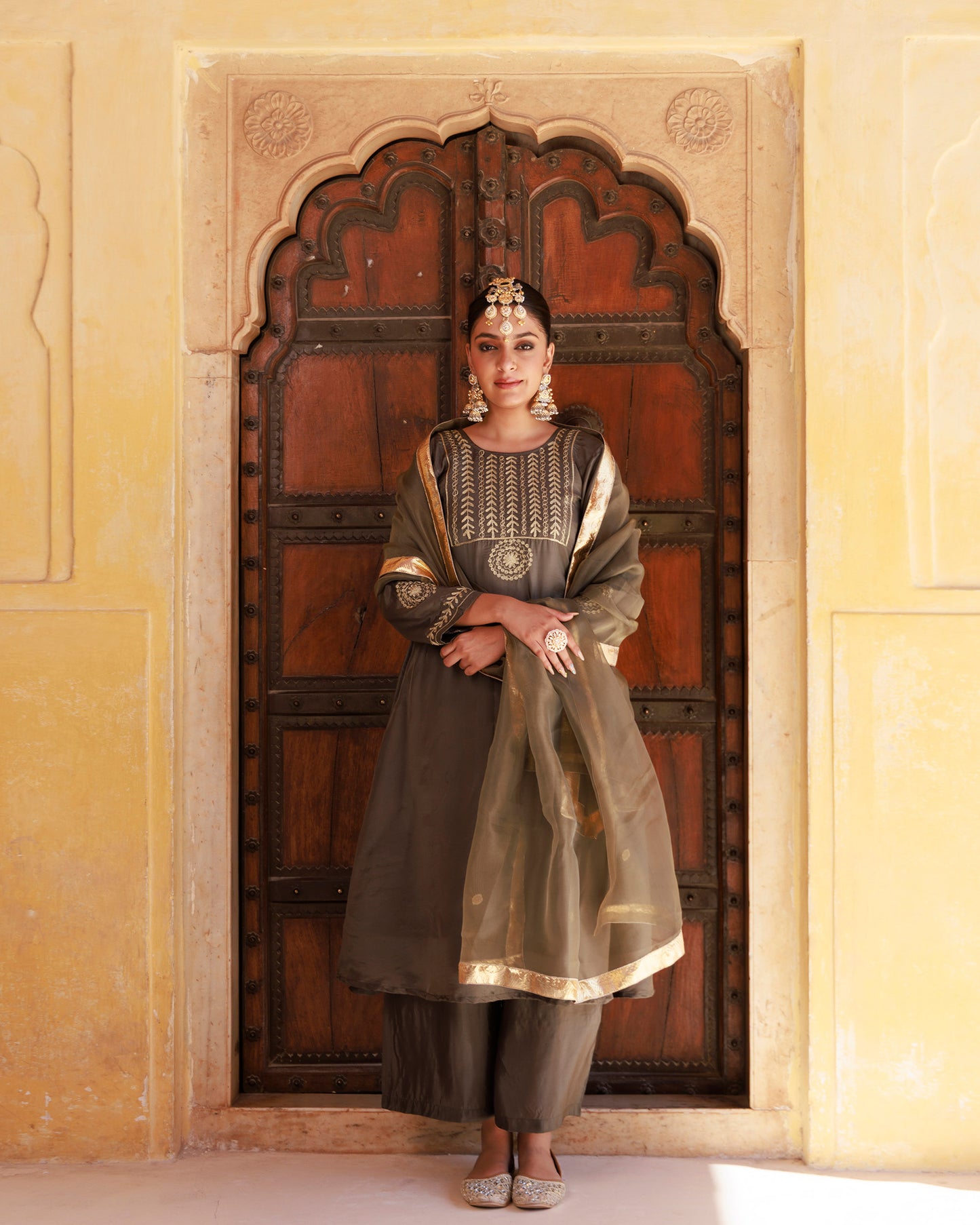 Green Aari Embroidery Uppada Silk Kurta & Organza Dupata Set