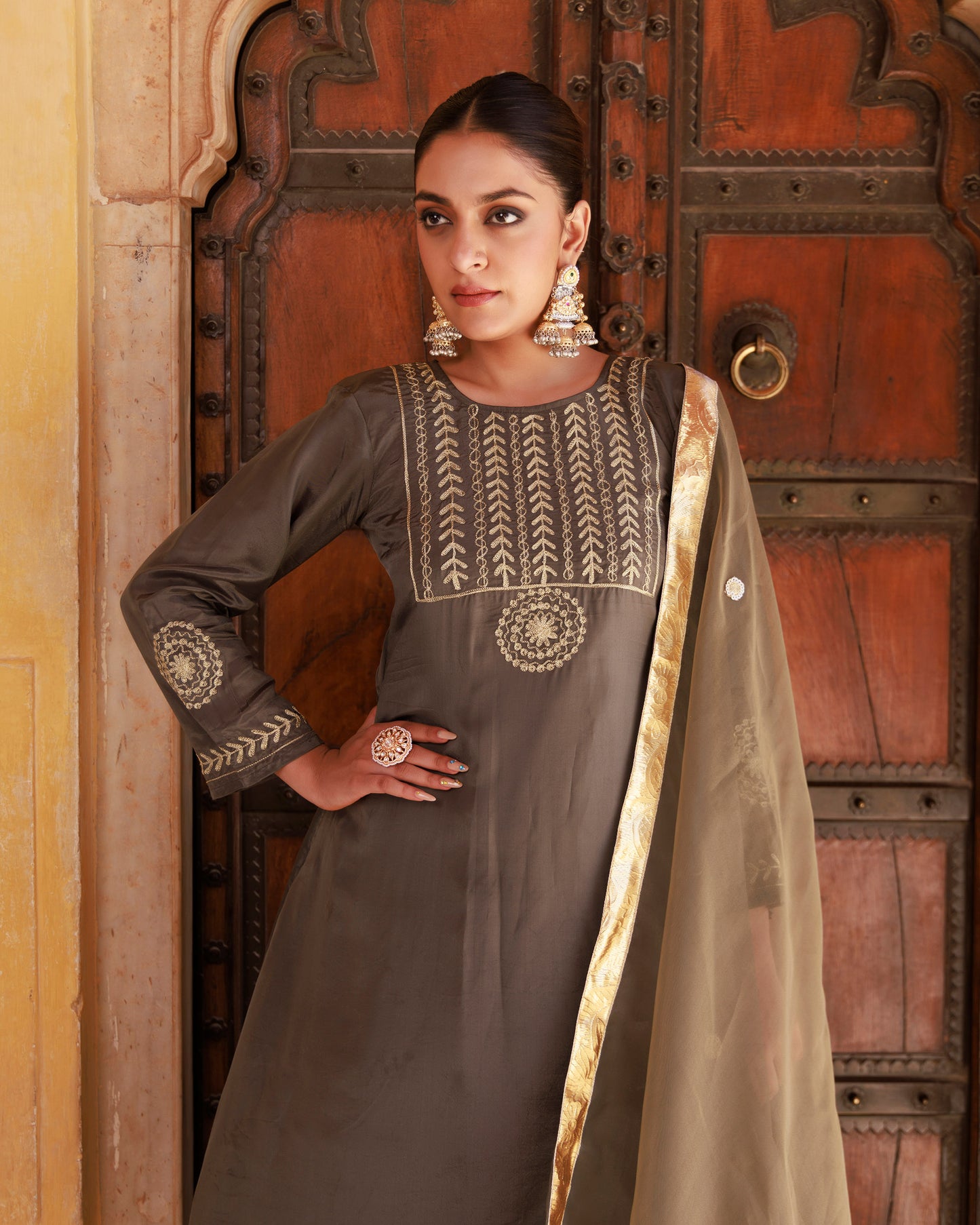 Green Aari Embroidery Uppada Silk Kurta & Organza Dupata Set