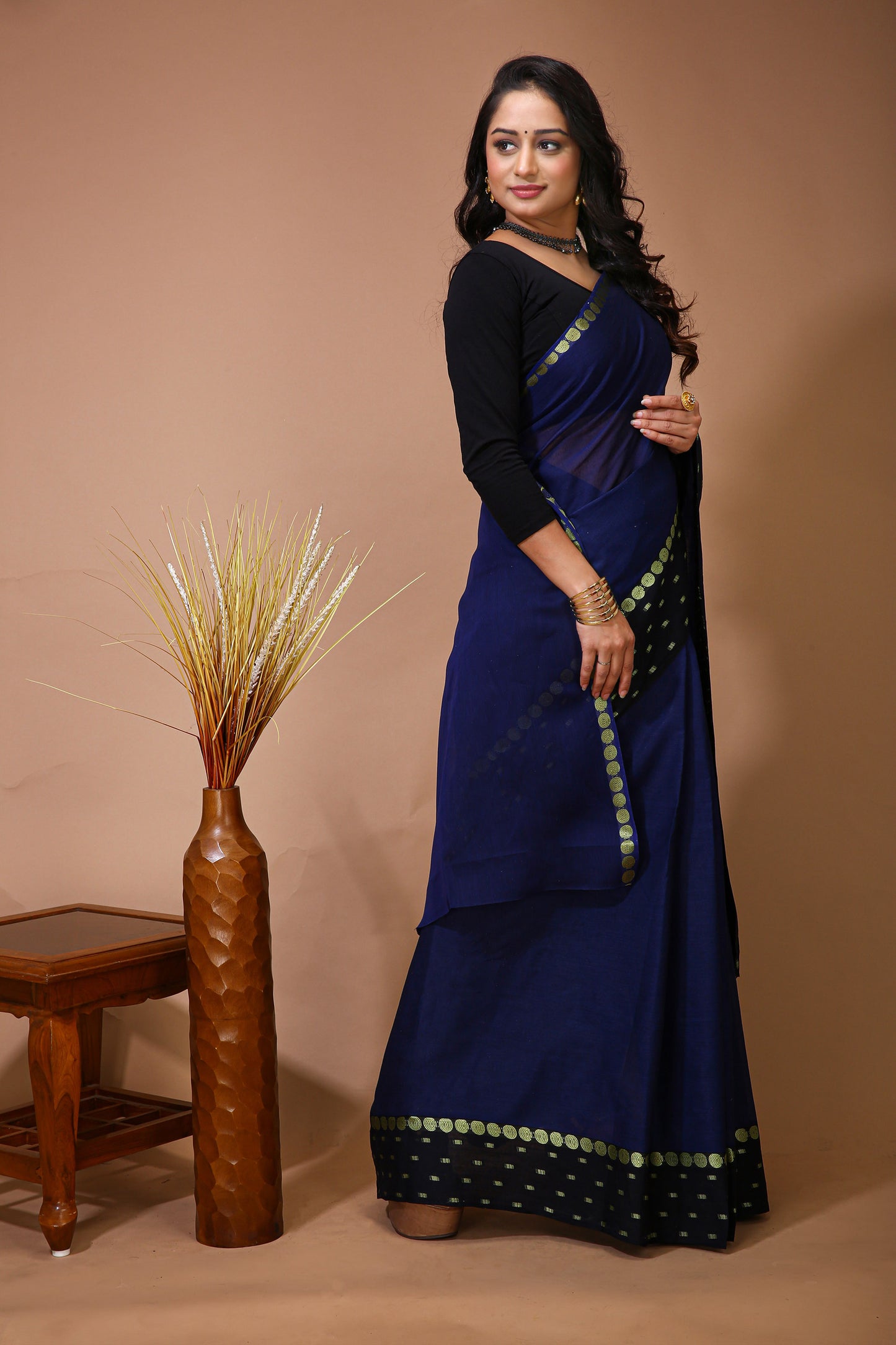 Dori Blue Cotton Self Design Saree