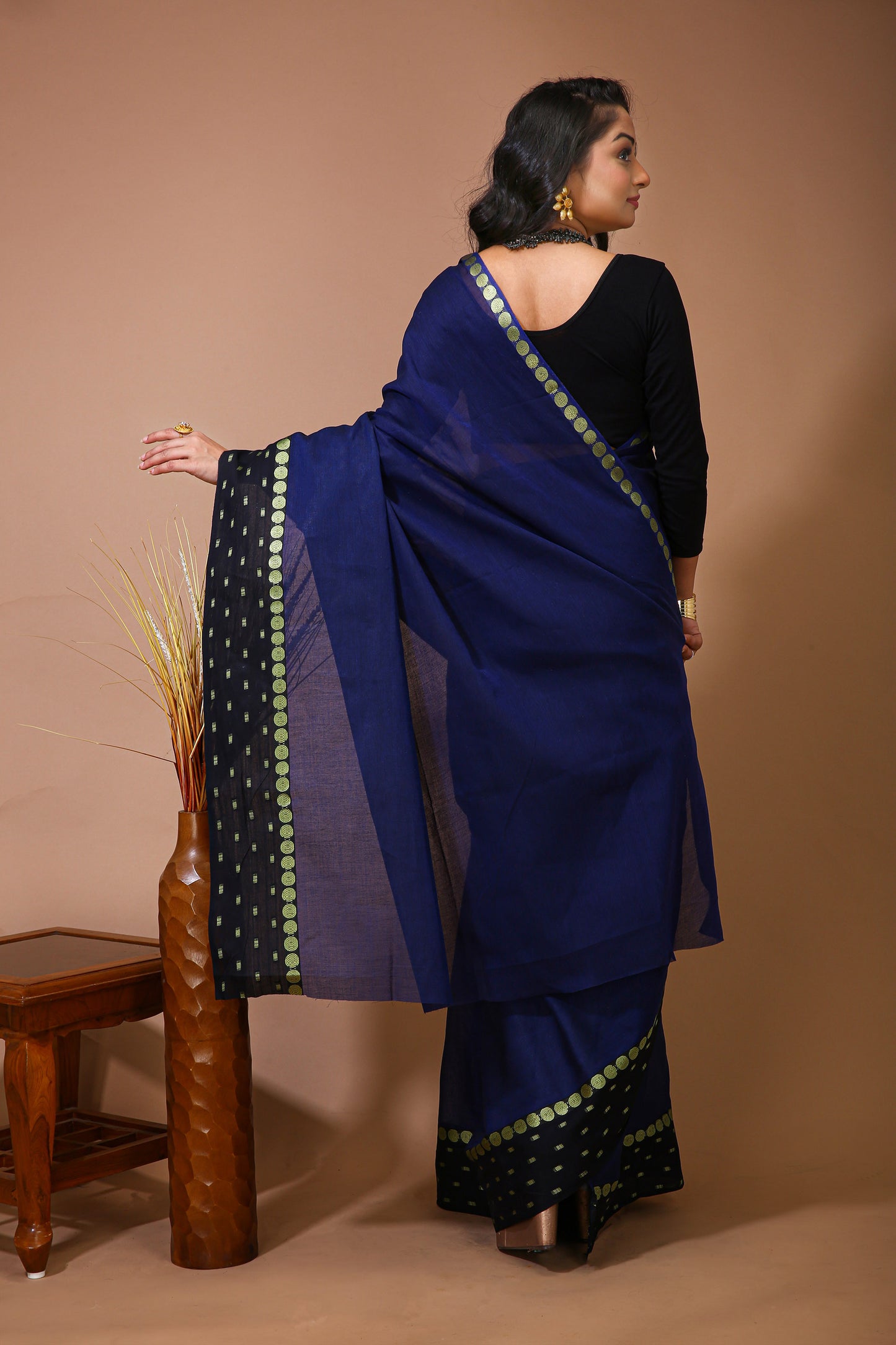 Dori Blue Cotton Self Design Saree
