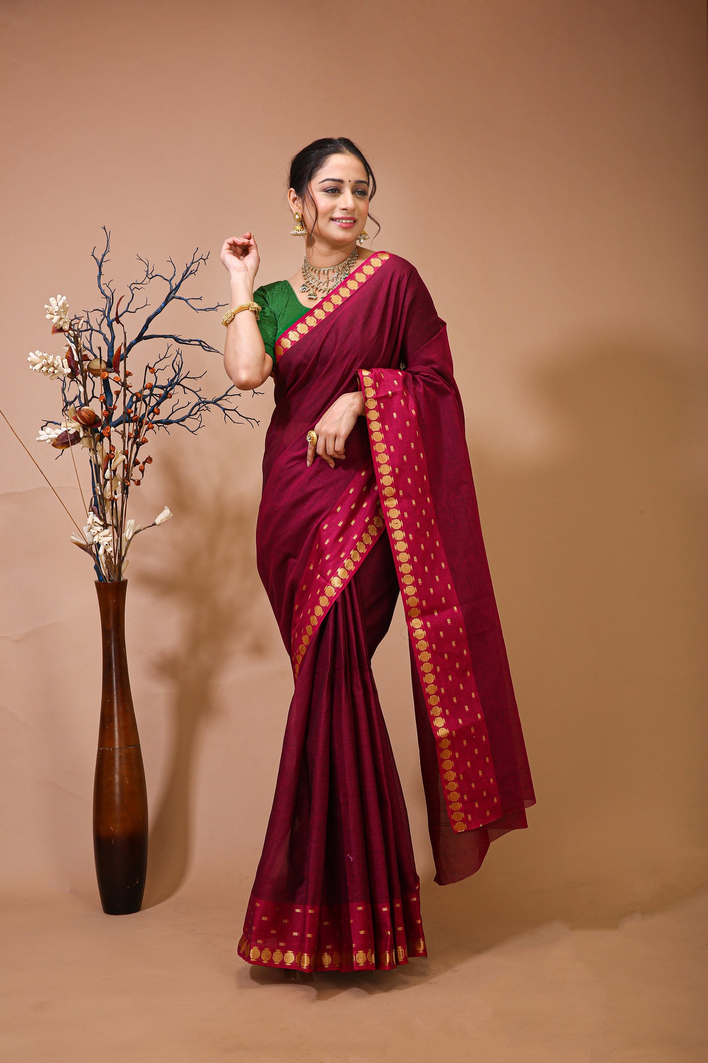 Dori Pink Cotton Embellished Saree