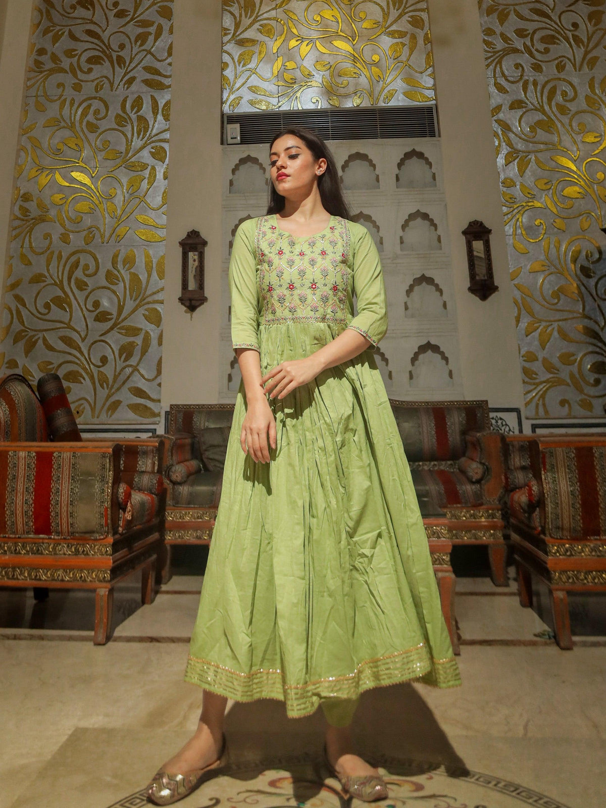  Green Cotton Kurta Pant Set - world.com