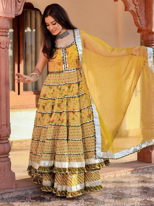  Yellow Cotton Sleeves less anarkali Skirt Set With Dupatta - world.com