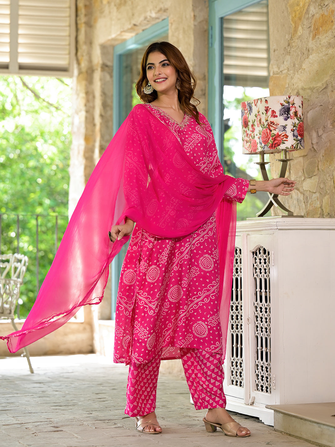 Pink Bandhni Printed Zari Work Muslin Kurta Set