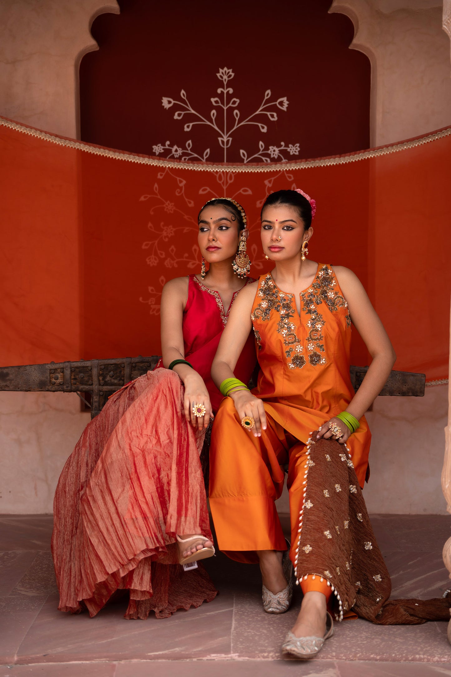 Kesariya Noor Hand-Embroidered Farshi Set