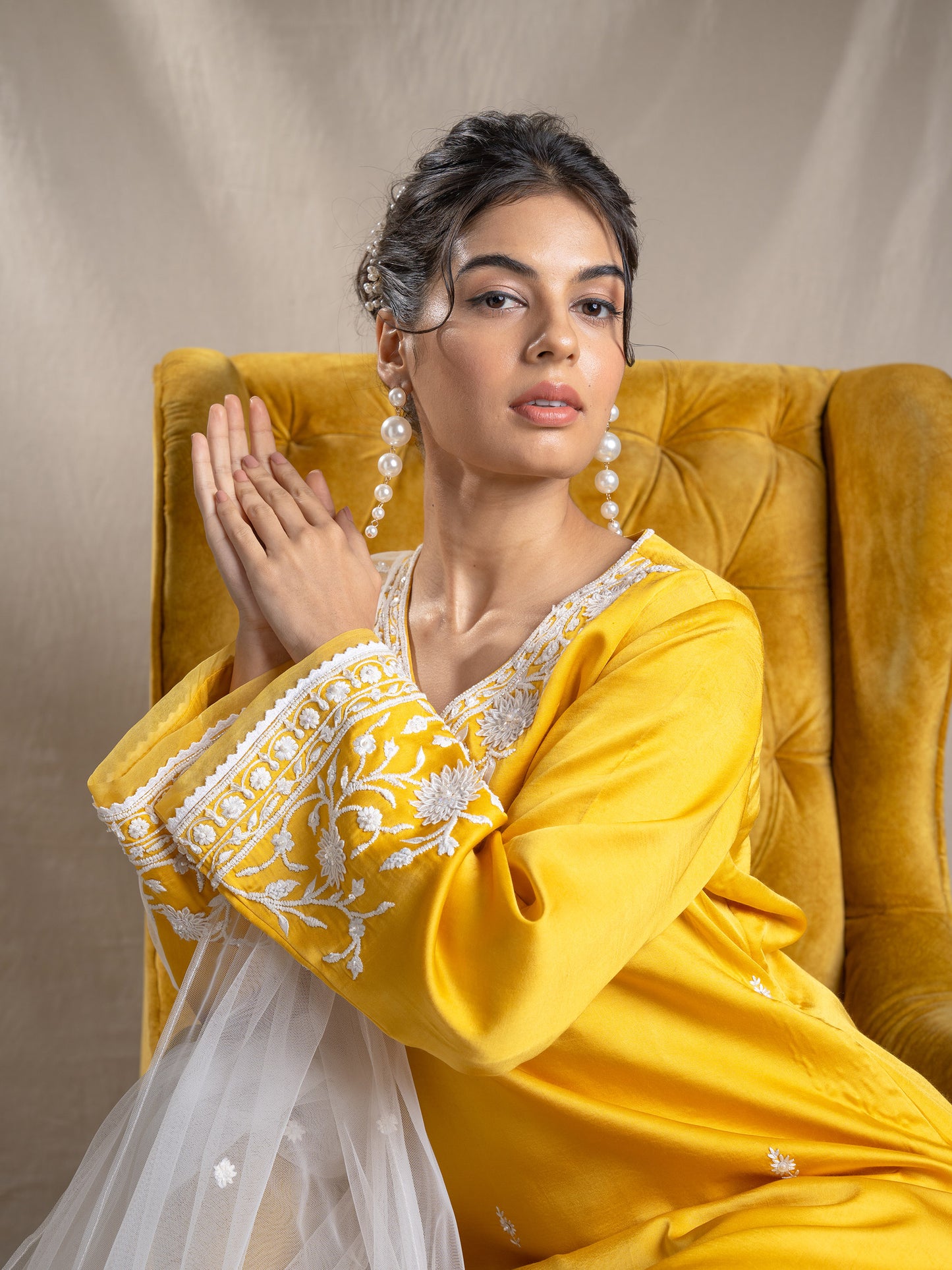 Yellow Kurta Set With Exquisite Neck And Sleeve Embroidery