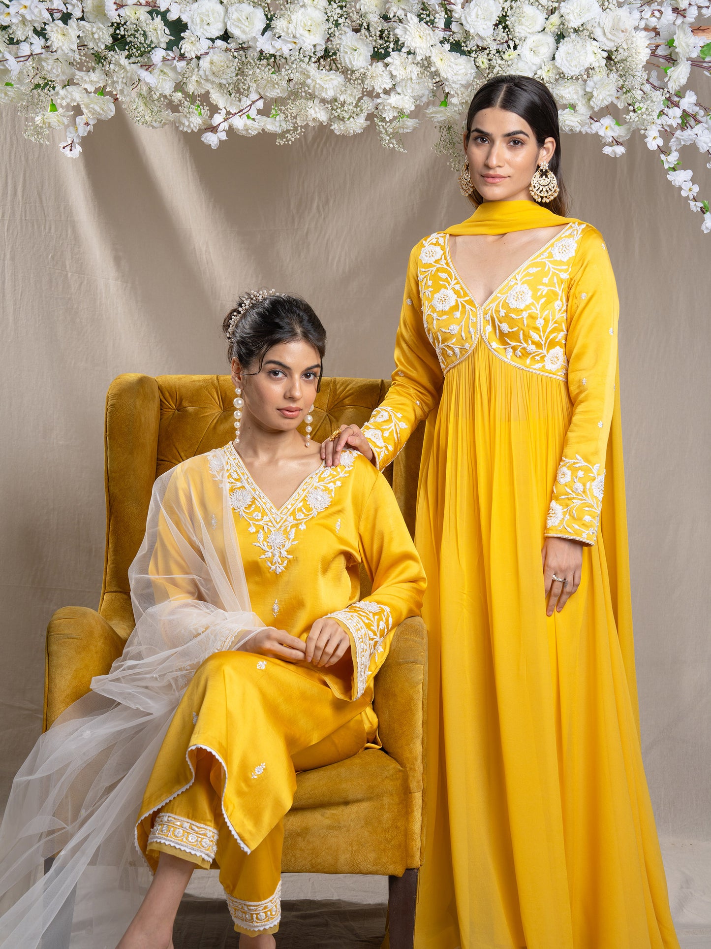 Yellow Kurta Set With Exquisite Neck And Sleeve Embroidery