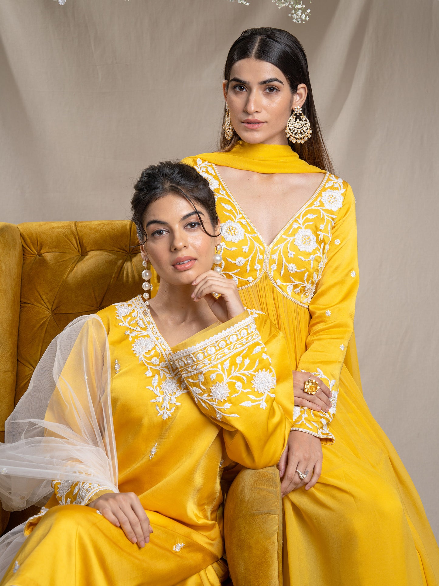 Yellow Kurta Set With Exquisite Neck And Sleeve Embroidery