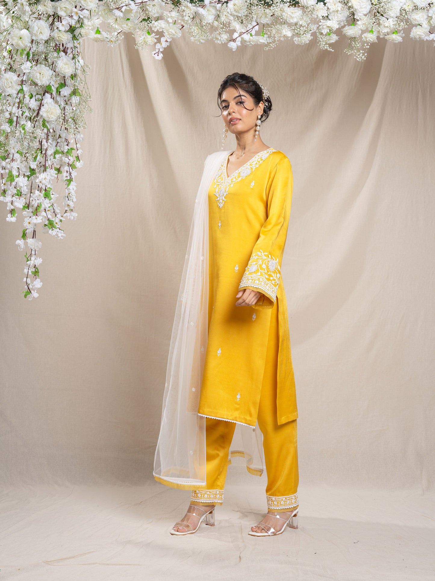 Yellow Kurta Set With Exquisite Neck And Sleeve Embroidery
