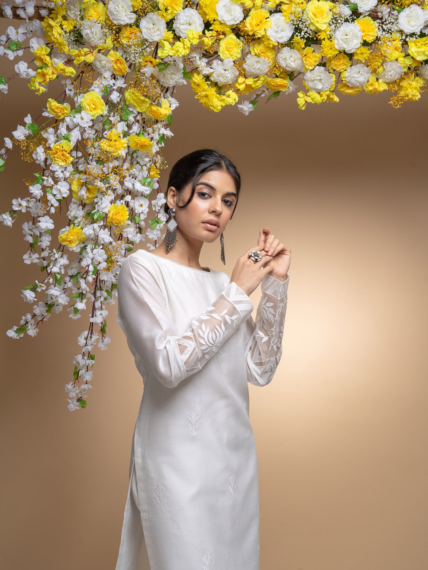 Ivory Chanderi And Organza Floral Applique Kurta Set