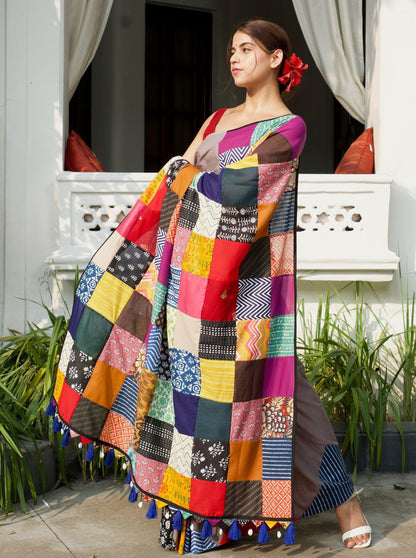 अतरंगी Cotton Gray Saree Gray