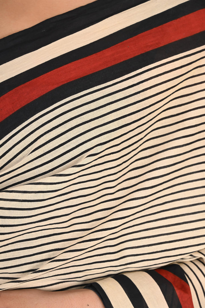 Endless Timesheet - Handblock Print Natural Dyed - Mulmul Cotton Saree