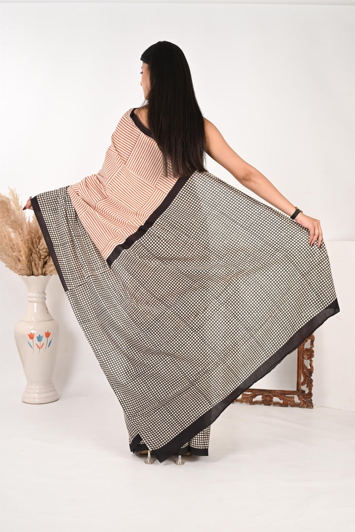 9-to-Fine - Handblock Print Natural Dyed - Mulmul Cotton Saree