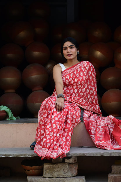 Eye-Candy  - Mulmul Cotton Block Printed Red Saree